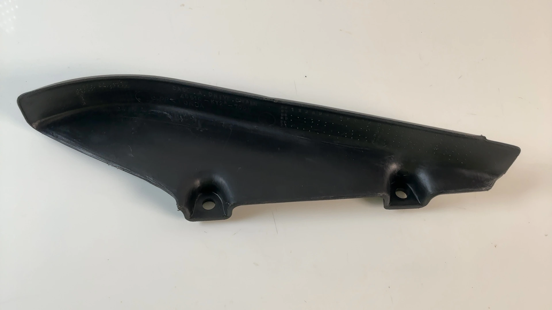 Honda CBR900RR SC33 900cc Rear Chain Guard Cover 1998 1999 OEM 40510-KY2-700 - Image 2