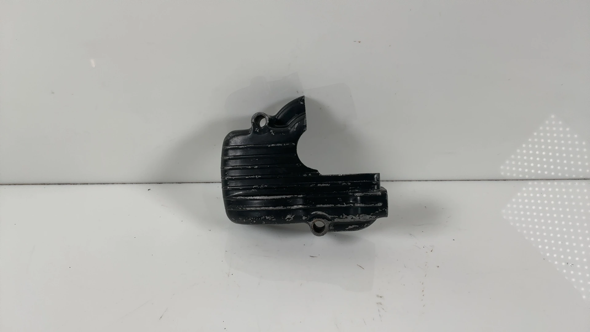 Suzuki Titan T500 500 CC Oil Pump Cover 1968-1977 OEM 11441-15000 - Image 1
