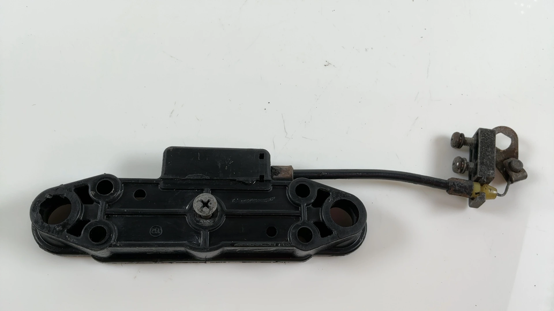 Suzuki Freewind XF650 Seat Lock Catch Latch Mechanism 1997-2003 OEM 95700-10834
