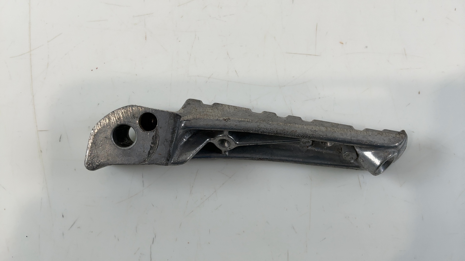 Yamaha FZR600 3HE 600cc Rear Right Foot Peg Passenger Step 1989-99 OEM 3HE-2742L - Image 4