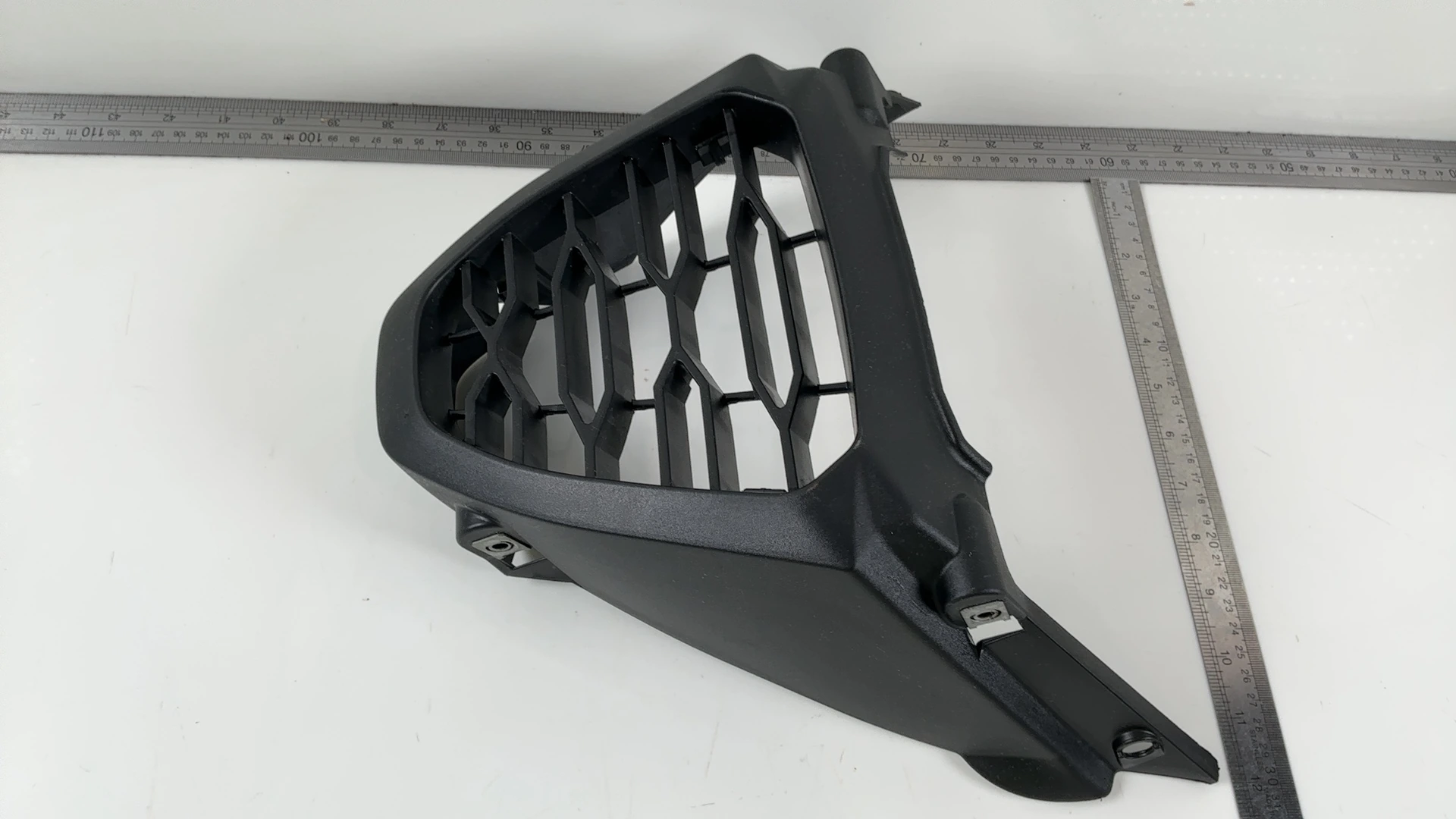 Aprilia RS 660 RS660 660cc Lower Radiator Grille Guard 2020-2026 OEM 2B006625 - Image 3