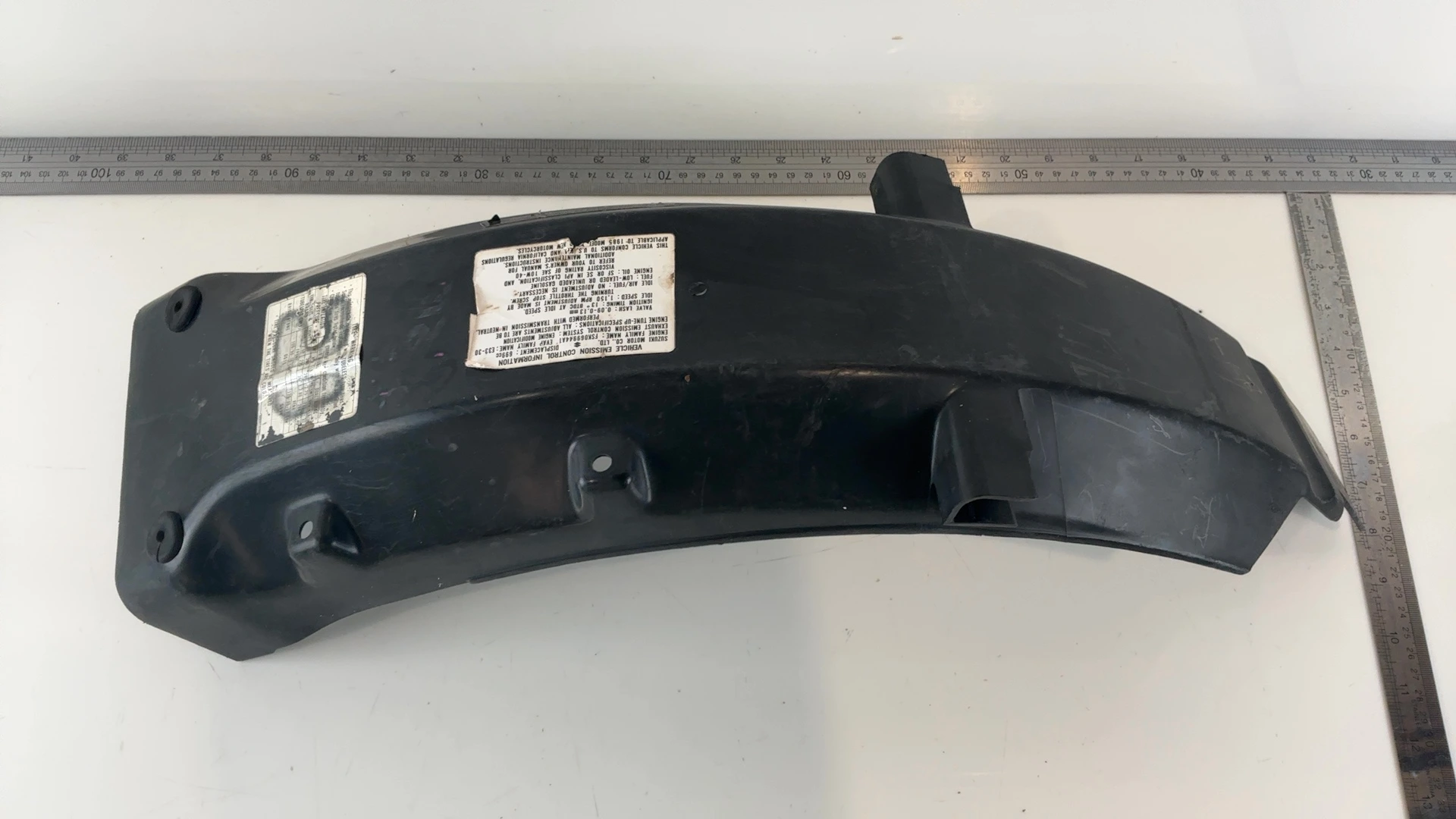 Suzuki GS700E GS700 700cc Rear Inner Fender Mud Guard 1985 1986 OEM 63112-31300 - Image 3