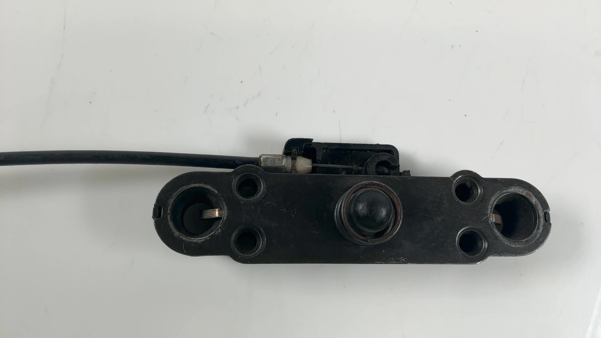 Suzuki Bandit GSF1200 1200cc Seat Lock Latch Catch Mechanism 1996-00 45215-26E00