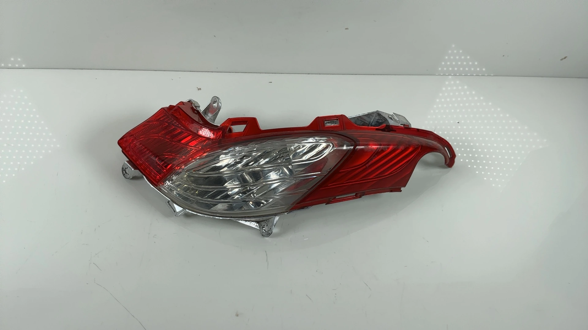 Honda FES S-Wing JF12 125cc Rear Right Tail Brake Light 2007-2015 33760-KRJ-901 - Image 1