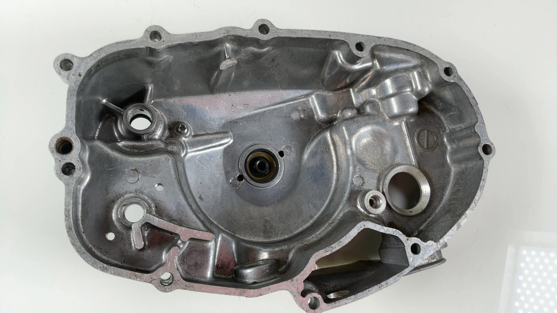 Kawasaki KM100 100cc Clutch Cover 1976 1977 OEM 14032-1017 - Image 7