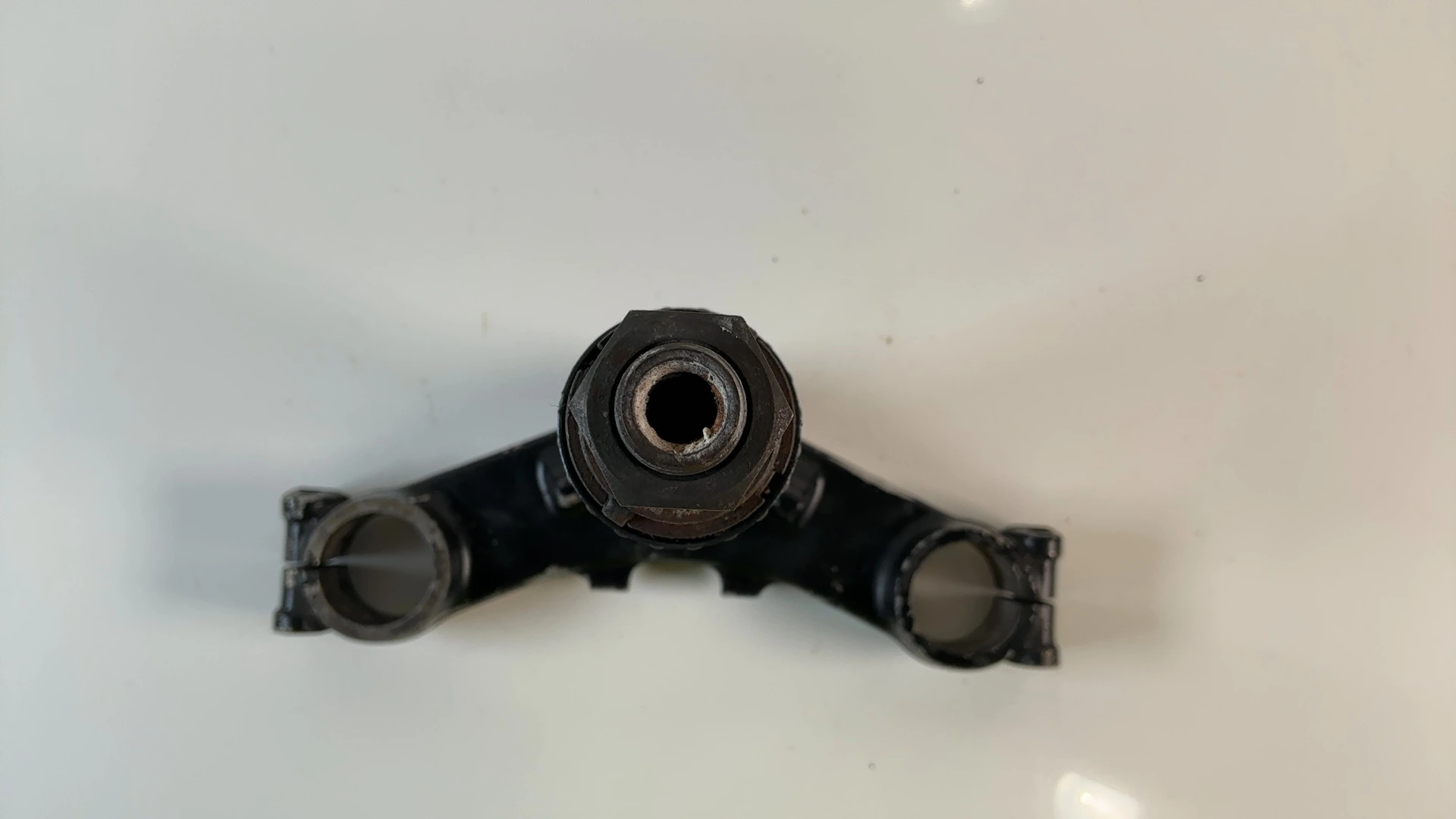 Kawasaki Ninja ZX750 ZX750F Lower Triple Tree Clamp 1986 1987 OEM 44037-1215 - Image 4
