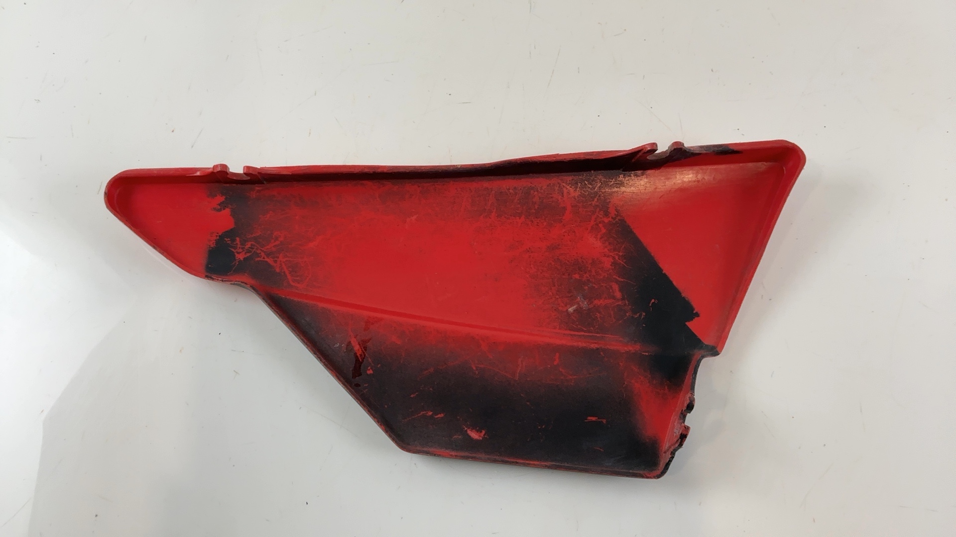 Yamaha DT175 DT125 175cc Left Side Panel Cover Shroud 1978-1981 OEM 2A7-21711-00 - Image 2