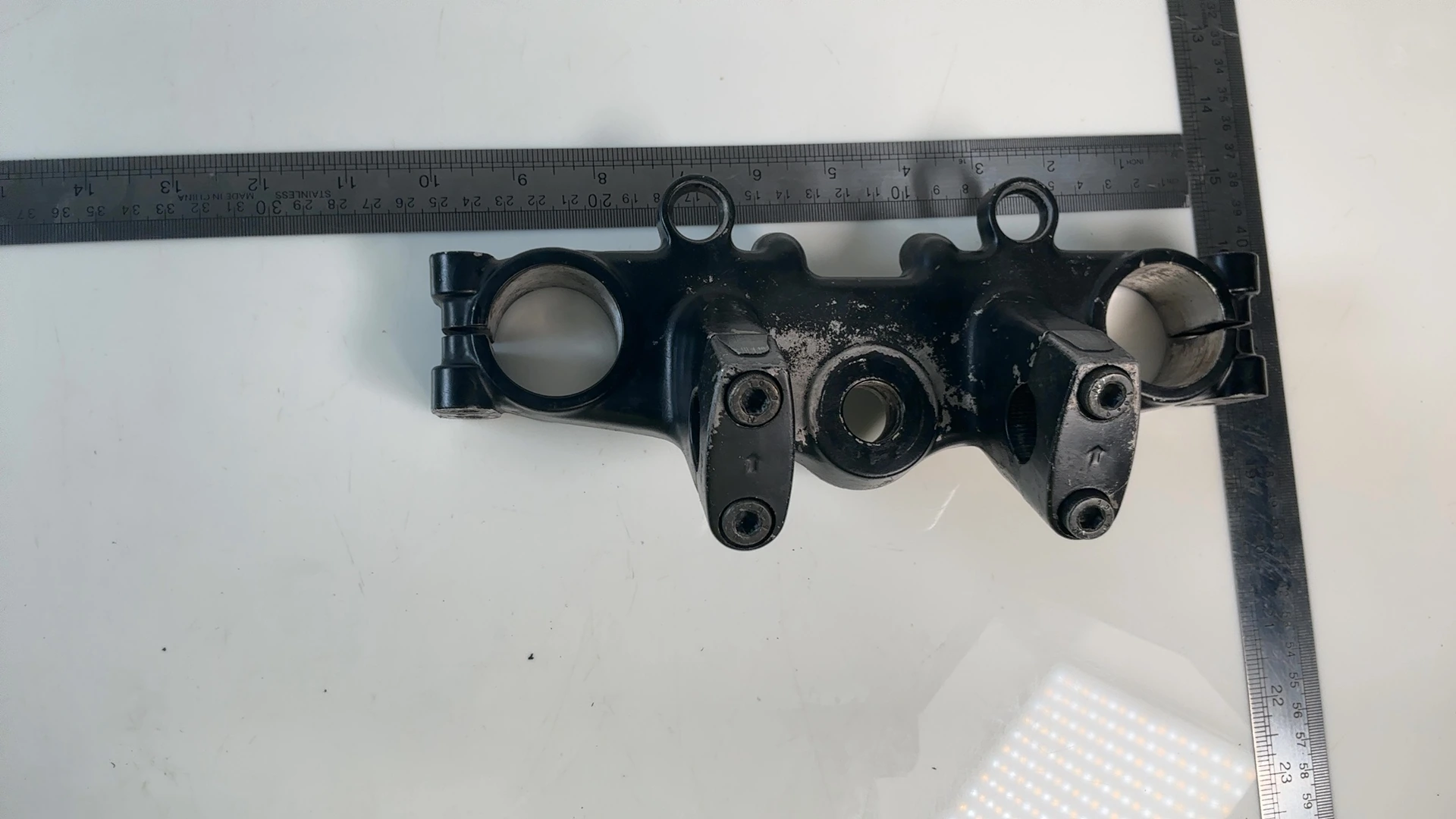 Kawasaki KLR650 KL650A Upper Triple Tree Clamp Yoke 1987-2007 OEM 44039-1160 - Image 4