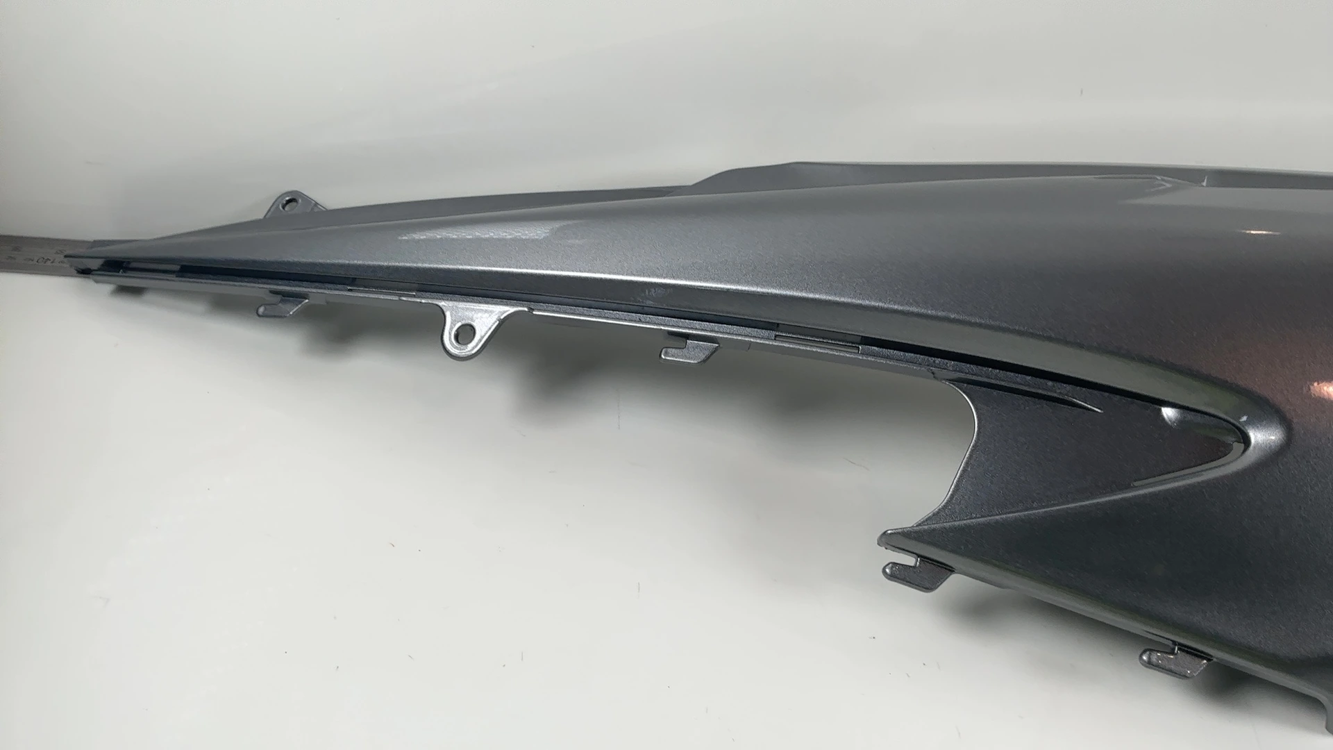 Suzuki Burgman AN400 400cc Left Rear Tail Fairing 2007-2017 OEM 47211-05H01-YHG - Image 9