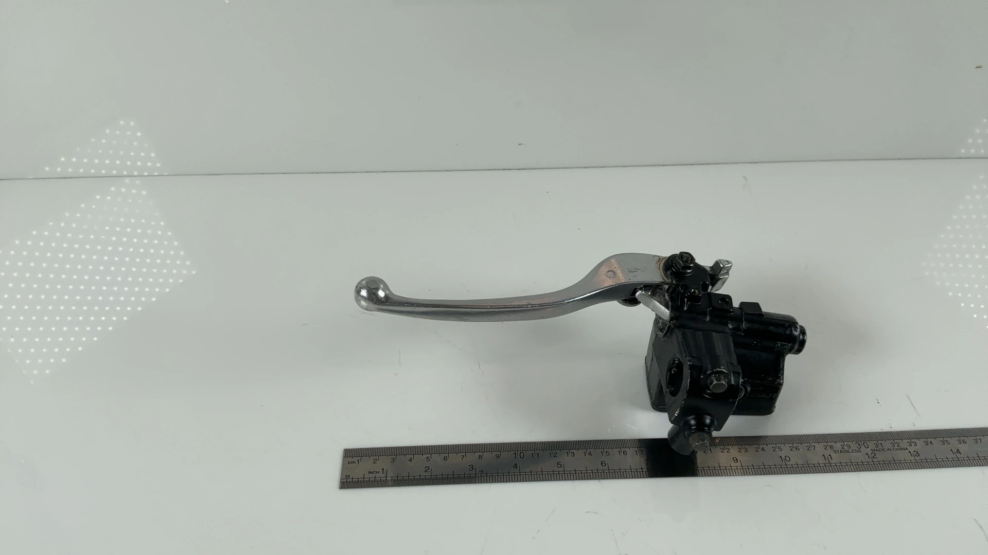 Kawasaki KLV1000 Front Brake Master Cylinder Lever 2004-2006 OEM 59600-06G00 - Image 3