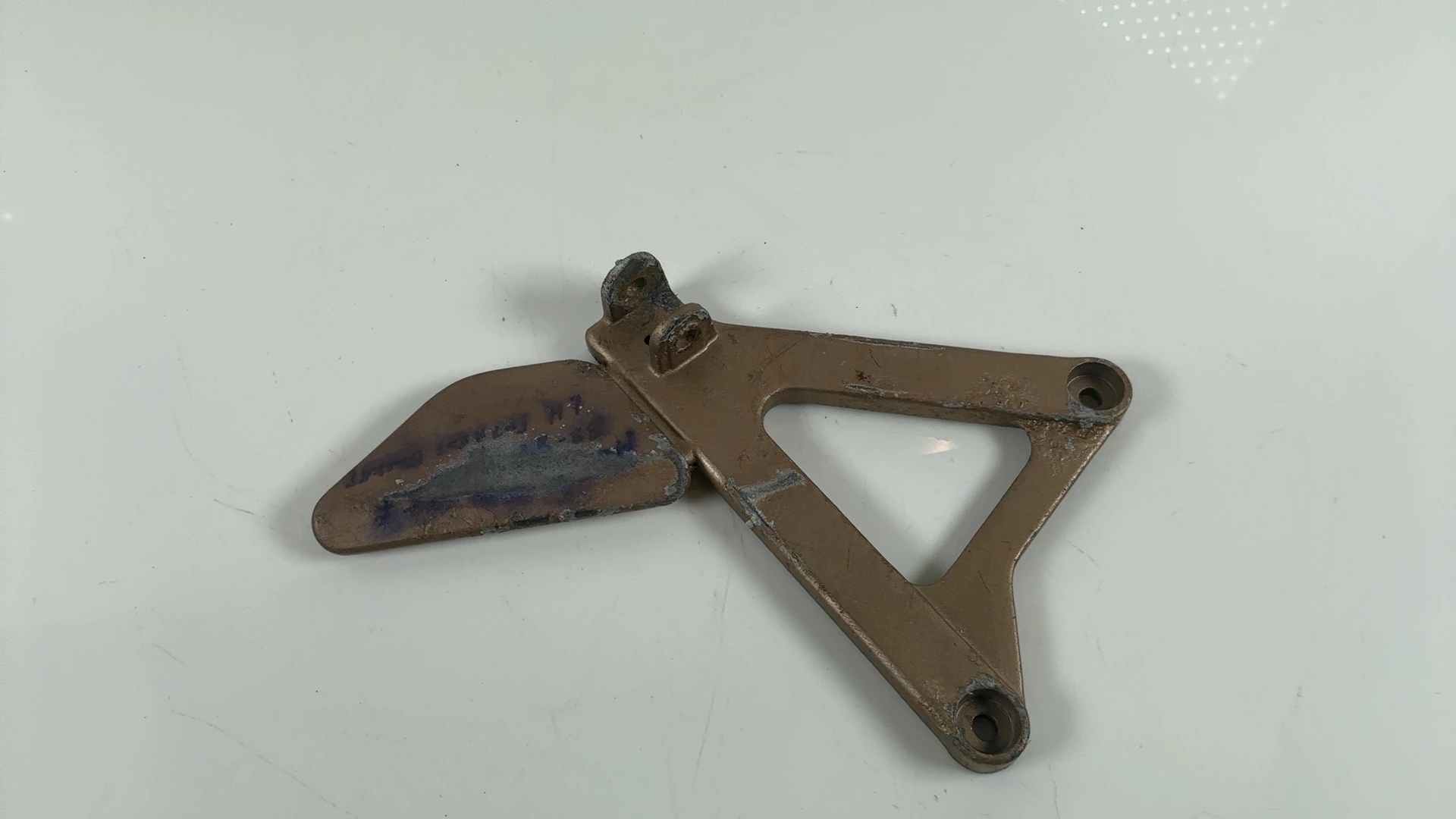 Honda NSR125 JC20 125cc Front Left Footrest Holder 1988-1993 OEM 50720-KY4-900ZA - Image 2