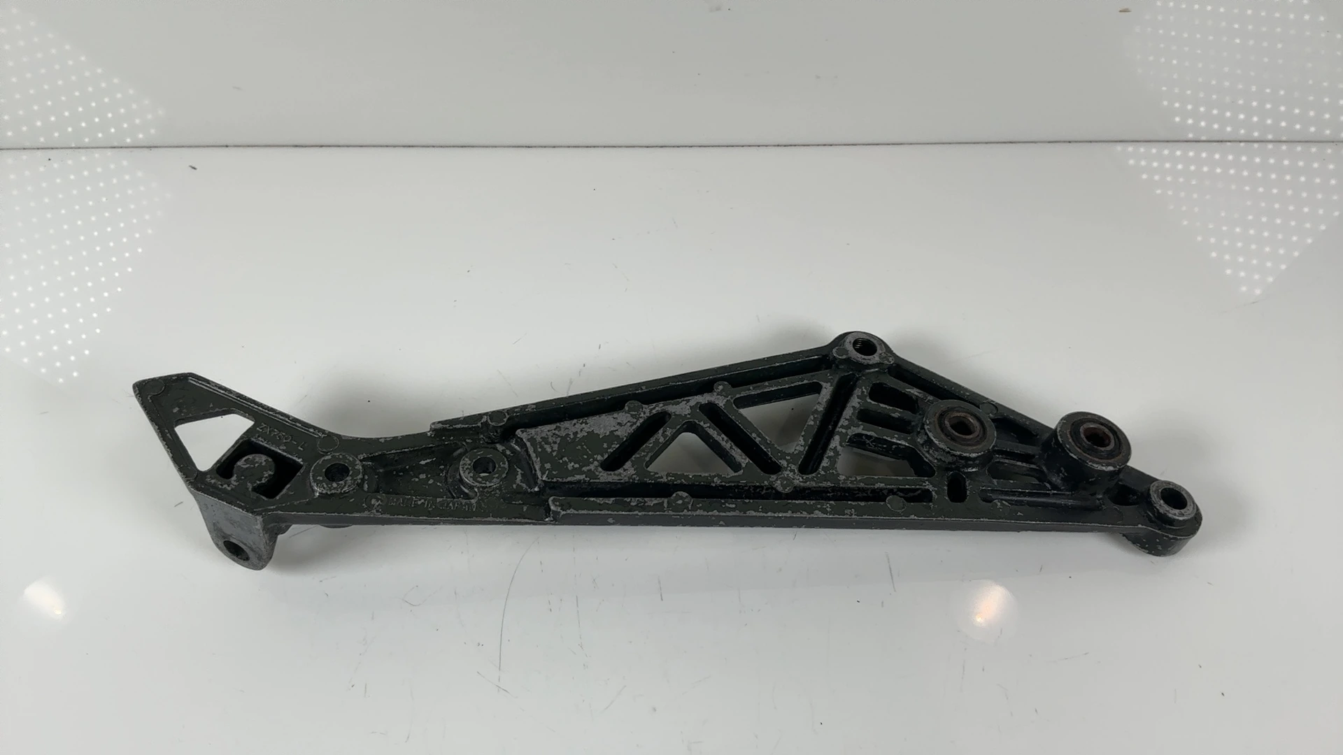 Kawasaki GPz750 ZX750A 750cc Left Footrest Bracket 1983-1985 OEM 35011-1160 - Image 6