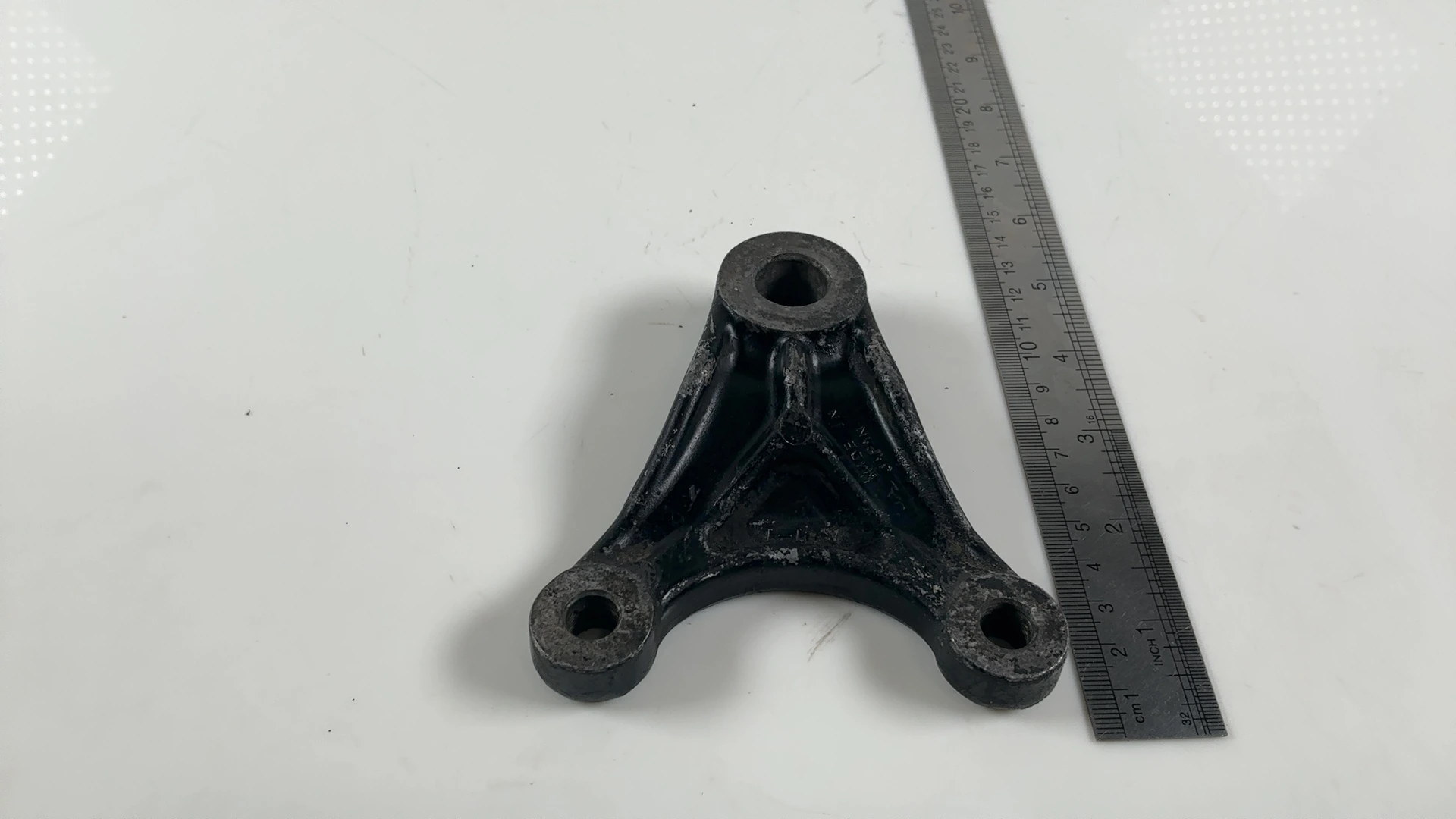 Suzuki GSX400 GSX400E 400cc Rear Brake Caliper Bracket 1981-1983 OEM 69721-47011 - Image 3