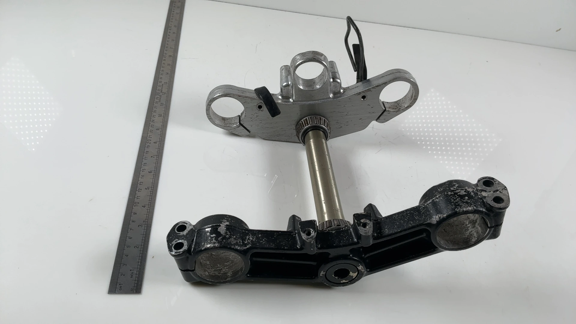 Kawasaki Ninja ZX6R ZX600F 600cc Triple Tree Clamp Set 1995-1997 OEM 44037-1330 - Image 4