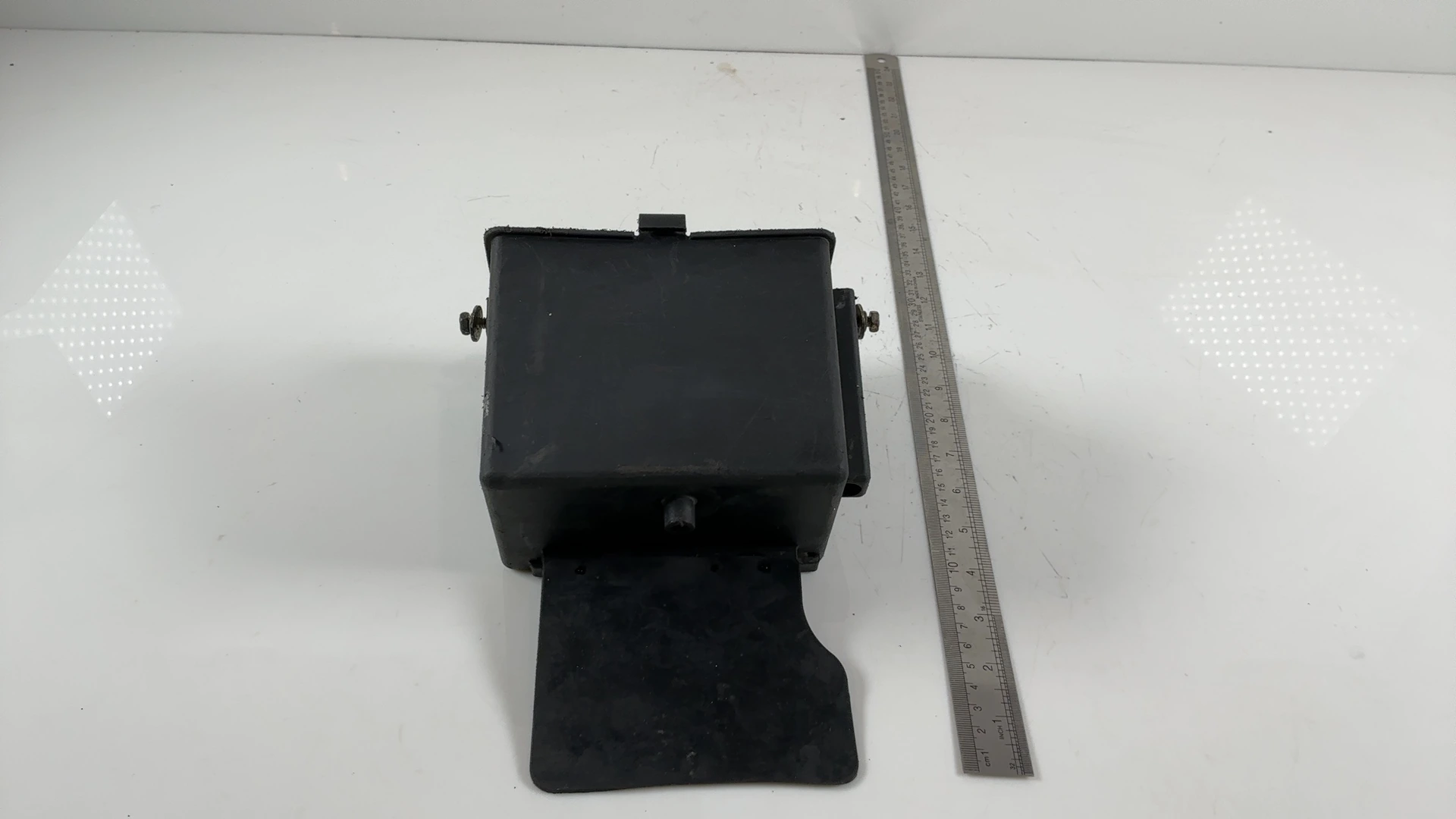Yamaha FZR600 FZR600R 600cc Battery Box Tray 1989-1999 OEM 1WG-2177G-00-00 - Image 3