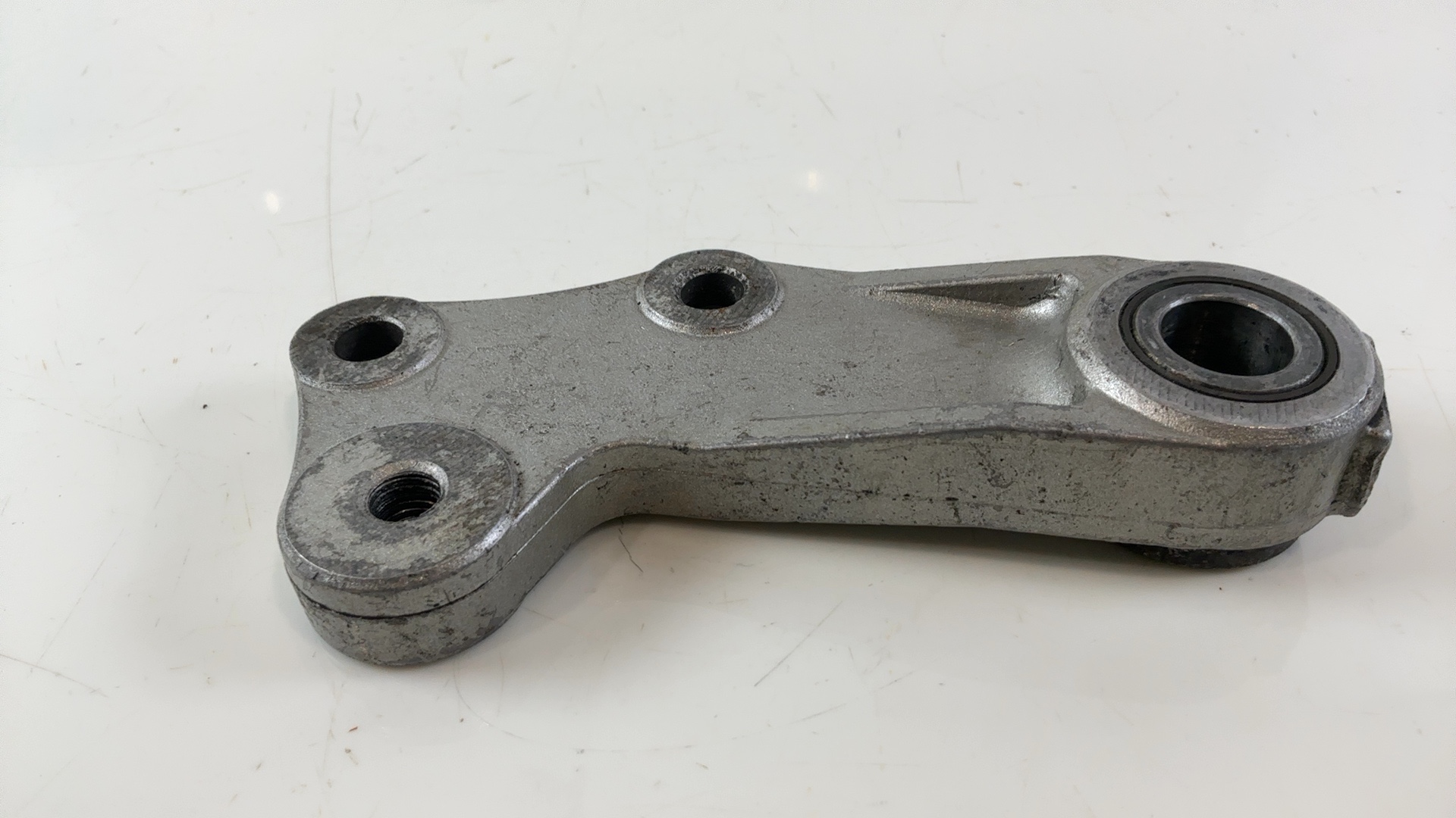 Kawasaki GPZ900R ZX900A 900 CC Rear Brake Caliper Bracket 1984-89 OEM 43044-1039 - Image 4