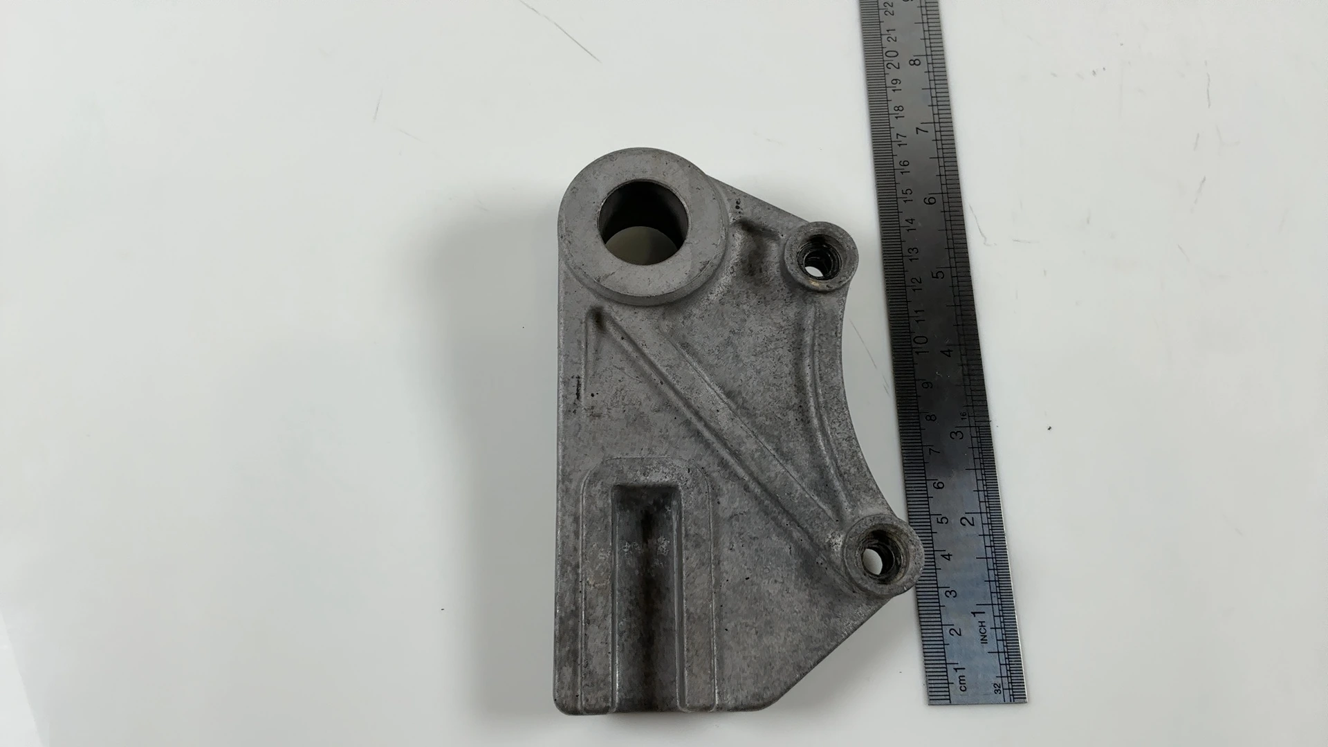 Kawasaki Ninja ZX-9R ZX900B 900cc Rear Brake Caliper Bracket 1994-1997 OEM 43034-1130 - Image 2
