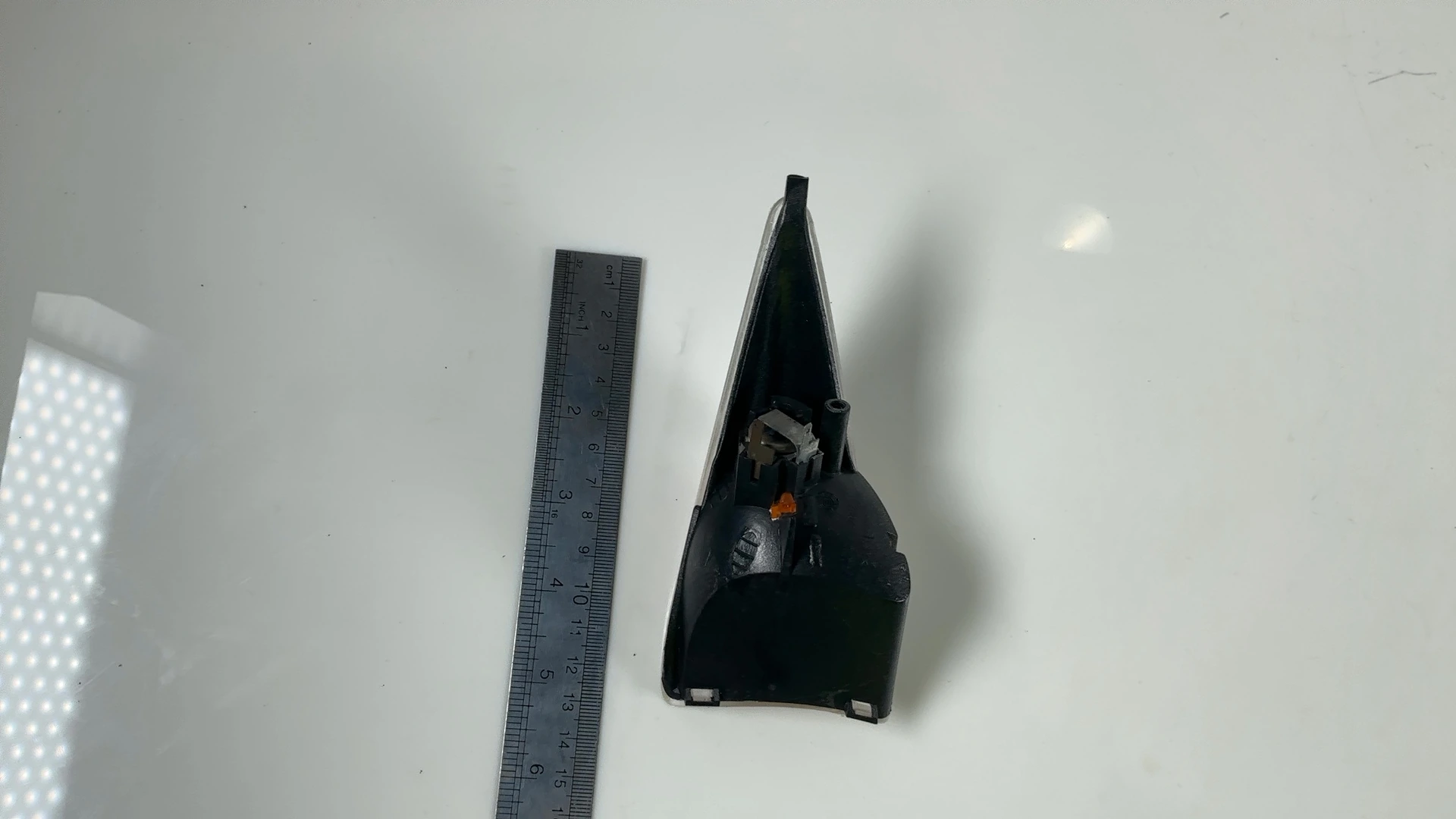Peugeot Speedfight 2 50cc Rear Left Indicator Light 1997-2009 OEM 743095 - Image 4