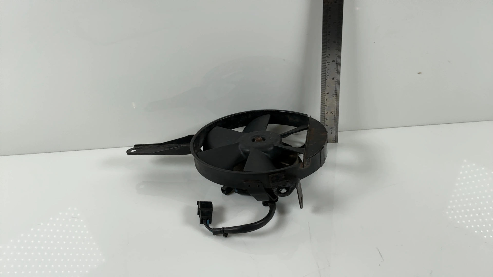 Yamaha YZF R6 5EB 600cc Radiator Cooling Fan 1999-2002 OEM 5EB-12405-00-00 - Image 3