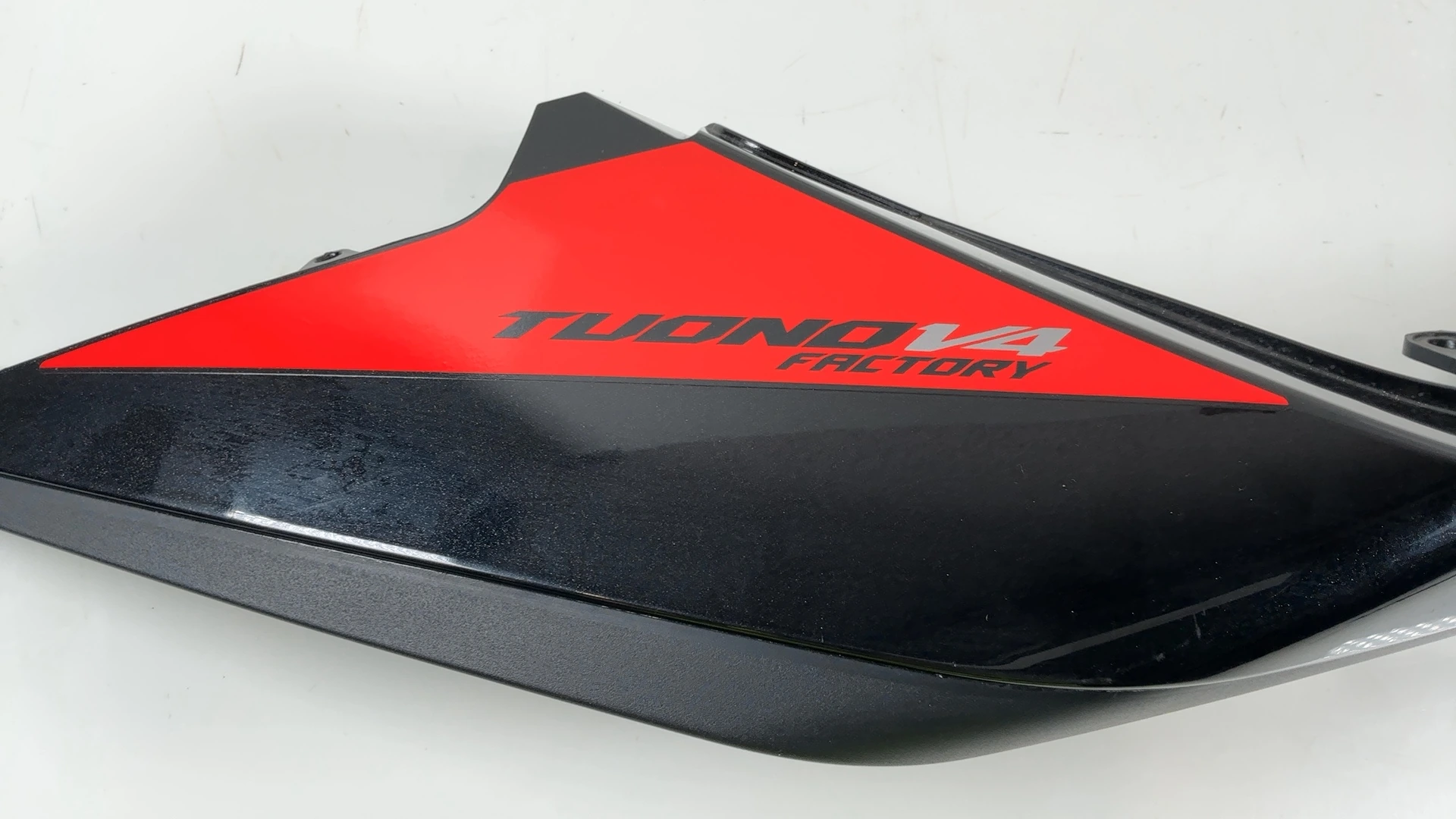 Aprilia Tuono V4 Factory 1100 1100cc Rear Right Tail Fairing 2025-26 2B012604 - Image 4
