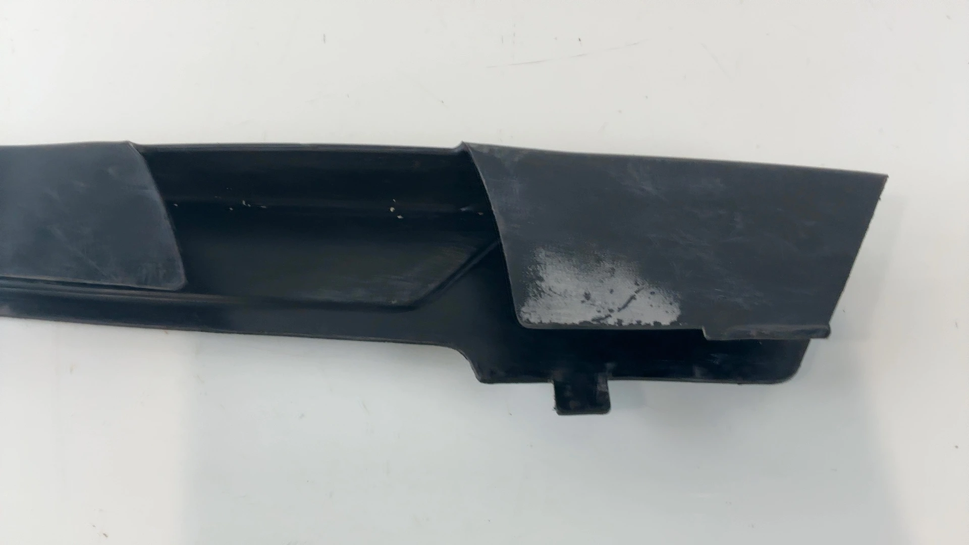 Yamaha FJ1200 FJ 1200 1200cc Plastic Chain Guard Cover 1986-96 OEM 36Y-22311-00 - Image 4