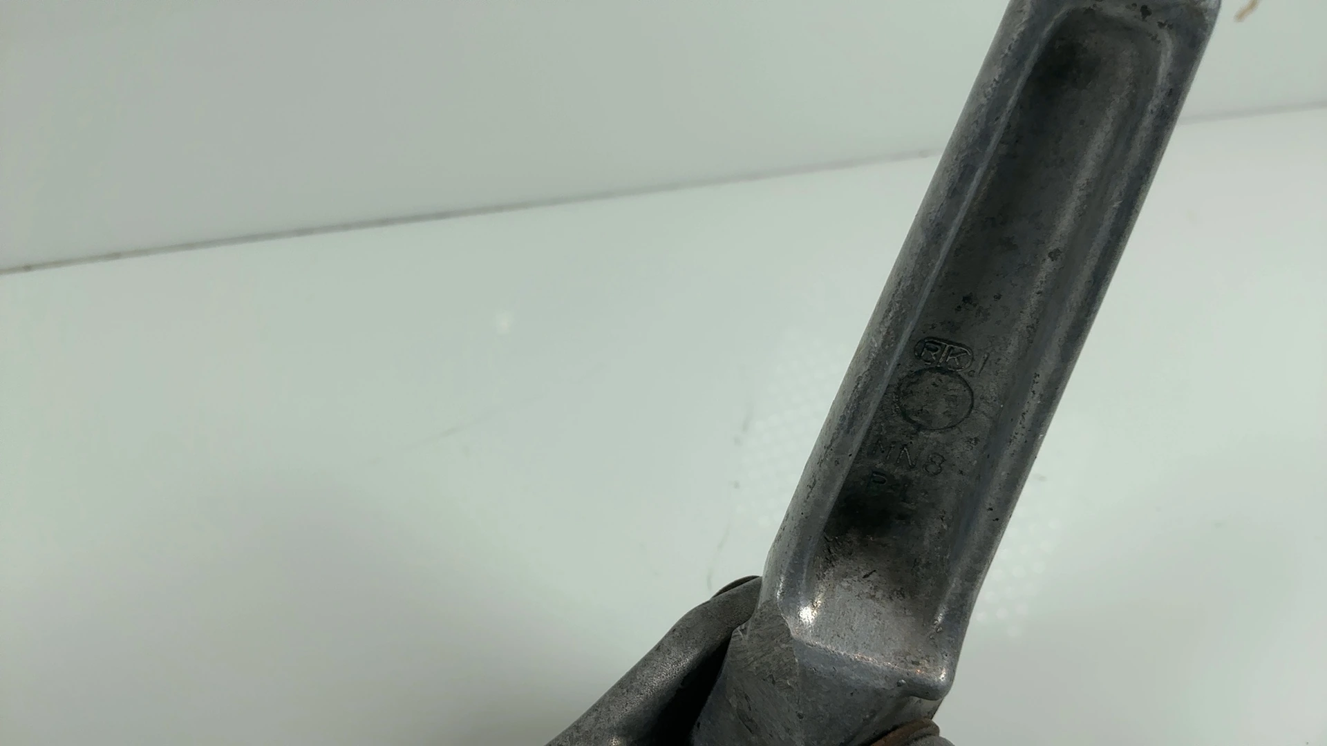 Honda CB400SF NC31 400cc Left Rear Footrest Bracket 1992-1997 OEM  50760-MY9-000 - Image 4
