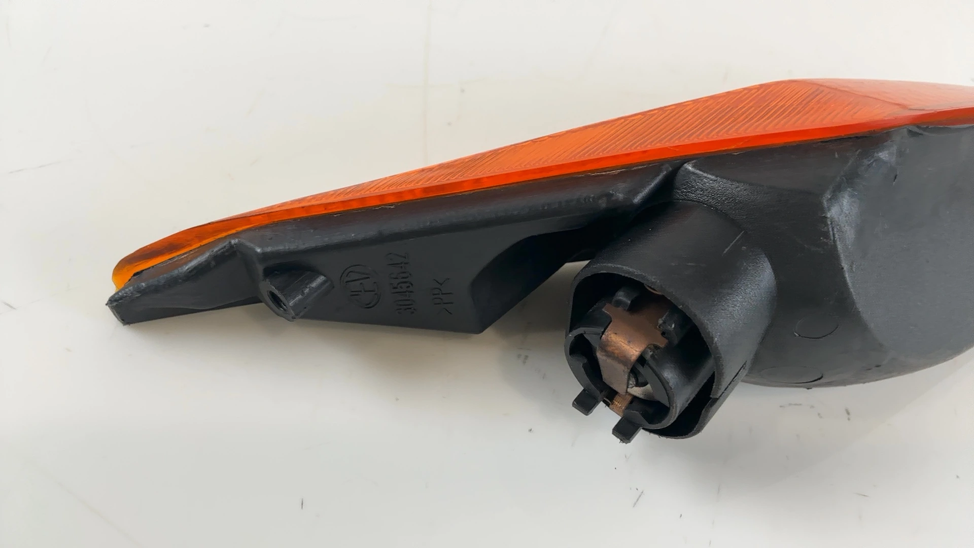 Suzuki AP50 Address 50cc Front Right Turn Signal Light 1994-1999 OEM 35601-09EF0 - Image 4