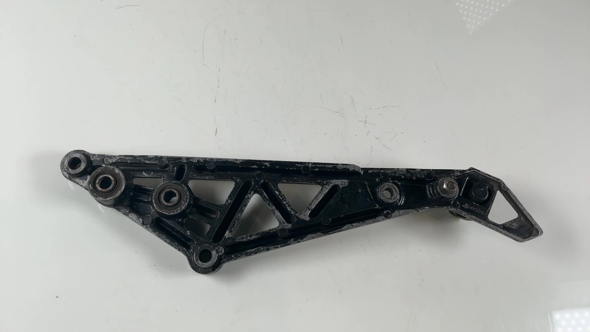 Kawasaki GPz750 ZX750A 750cc Left Muffler Footrest Hanger 1983-85 OEM 35011-1160 - Image 7