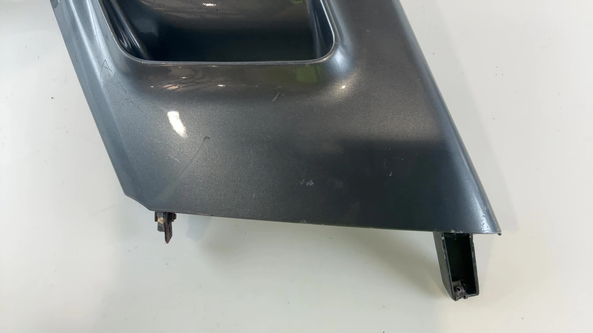 BMW K100RT K100 1000 CC Right Lower Fairing Vent Cover 1983-1989 OEM 46631453452 - Image 4