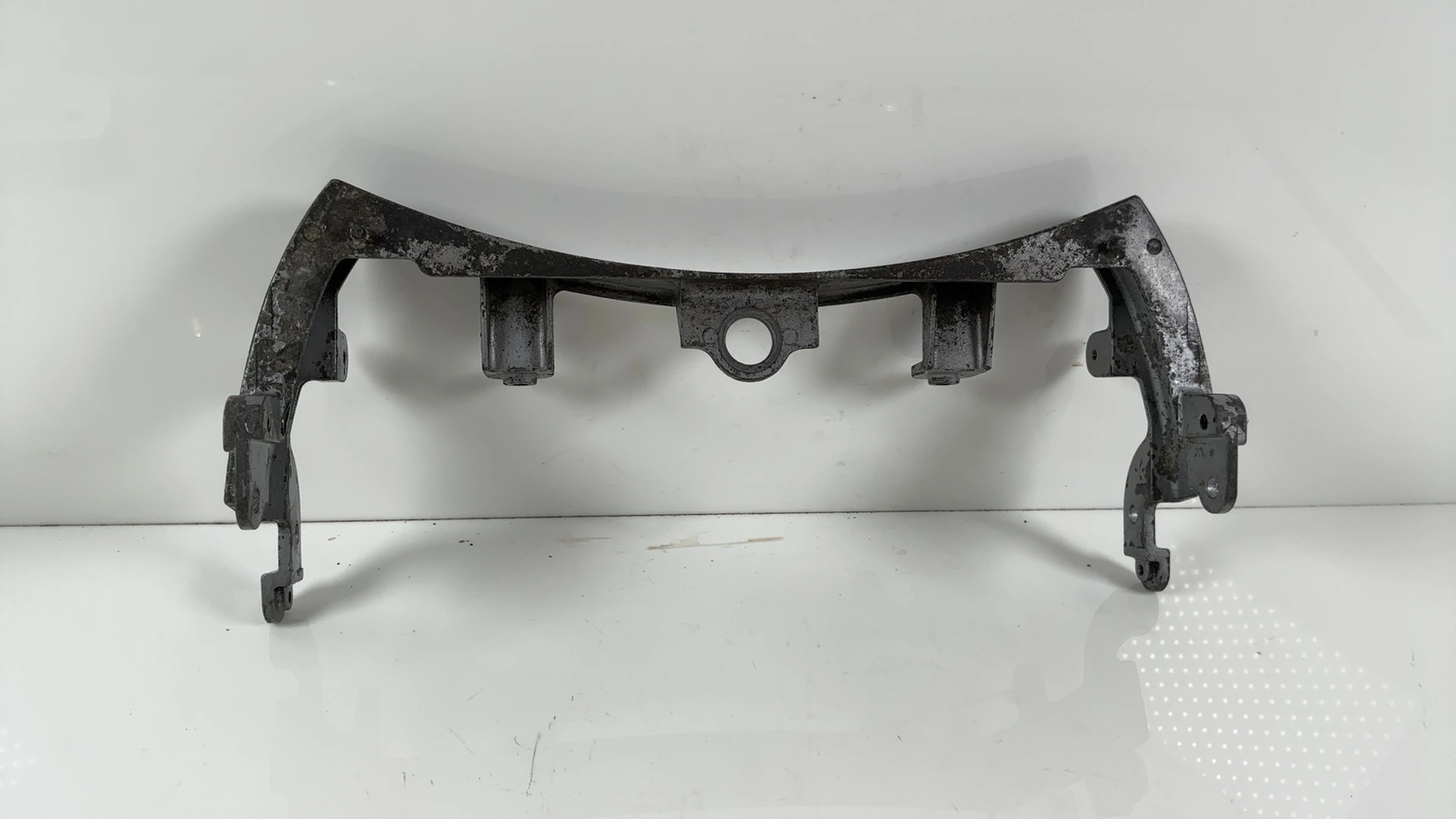 Kawasaki Ninja ZX600A 600cc Front Center Fairing Bracket 1985-89 OEM 35011-1246 - Image 1