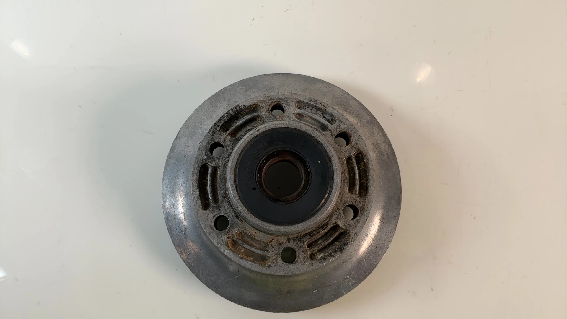 Suzuki GS750 GS750E 750cc Rear Sprocket Hub Carrier 1977-1979 OEM 64511-45001 - Image 2