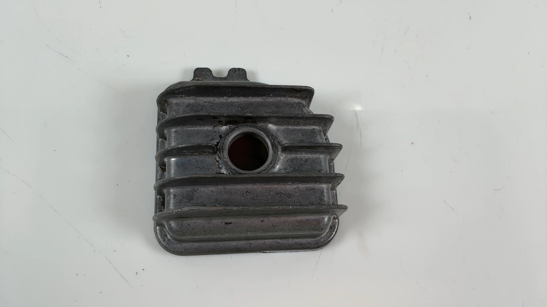 Honda CB400T CB400N 400cc Oil Filter Cover 1978-1981 OEM 15411-413-000 - Image 1