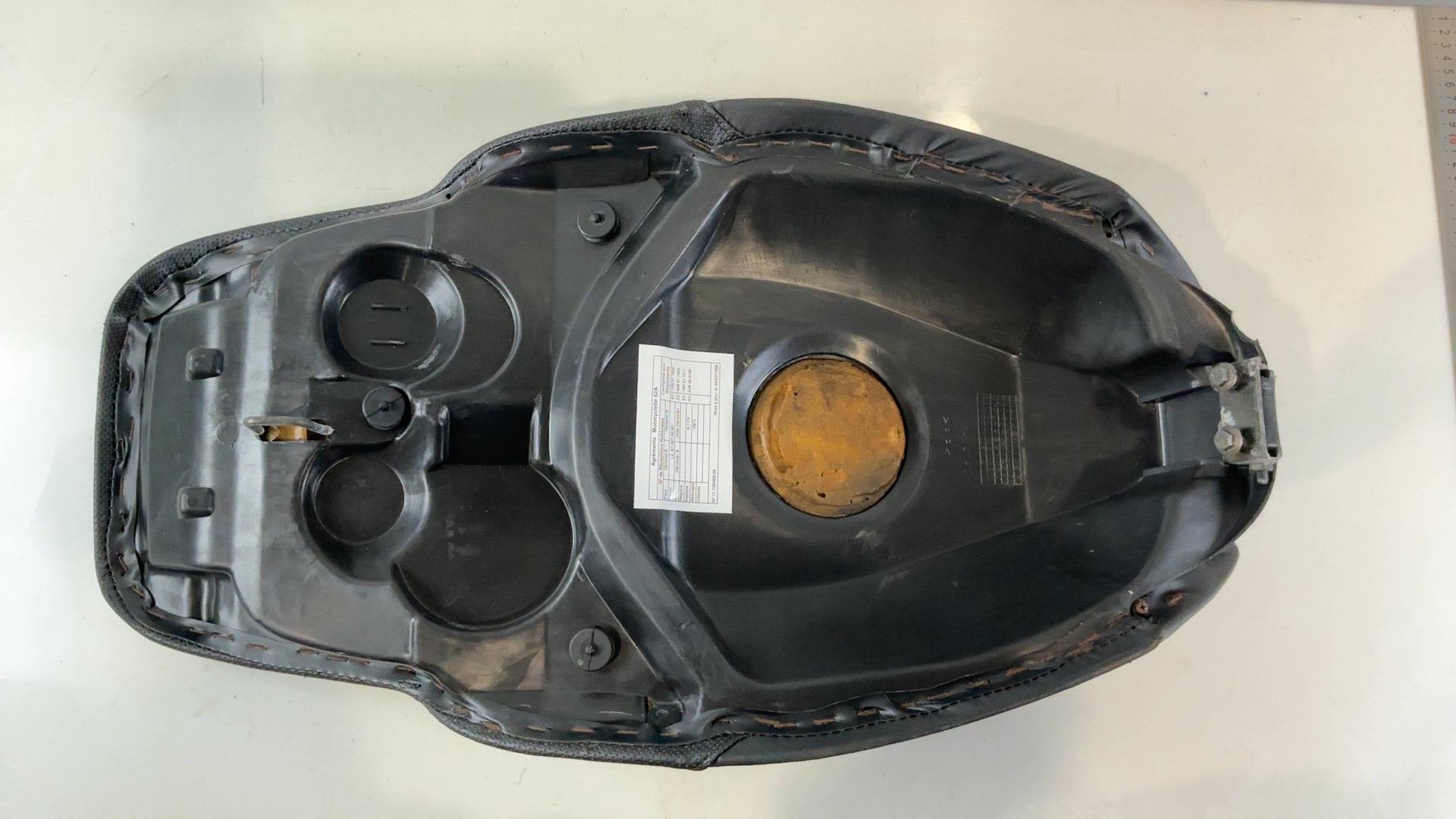 Peugeot Speedfight 2 50cc 100cc Dual Seat Saddle Bench 1997-2009 OEM 1173482700 - Image 3
