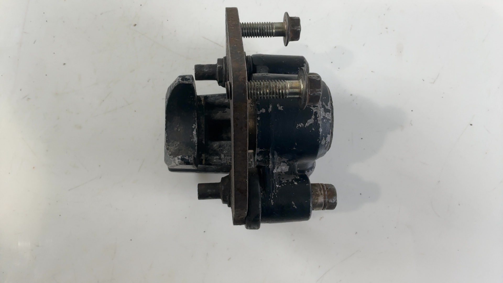 Suzuki GN125 NF41A 125cc Front Brake Caliper 1982-2000 OEM 59300-29B00-000 - Image 10