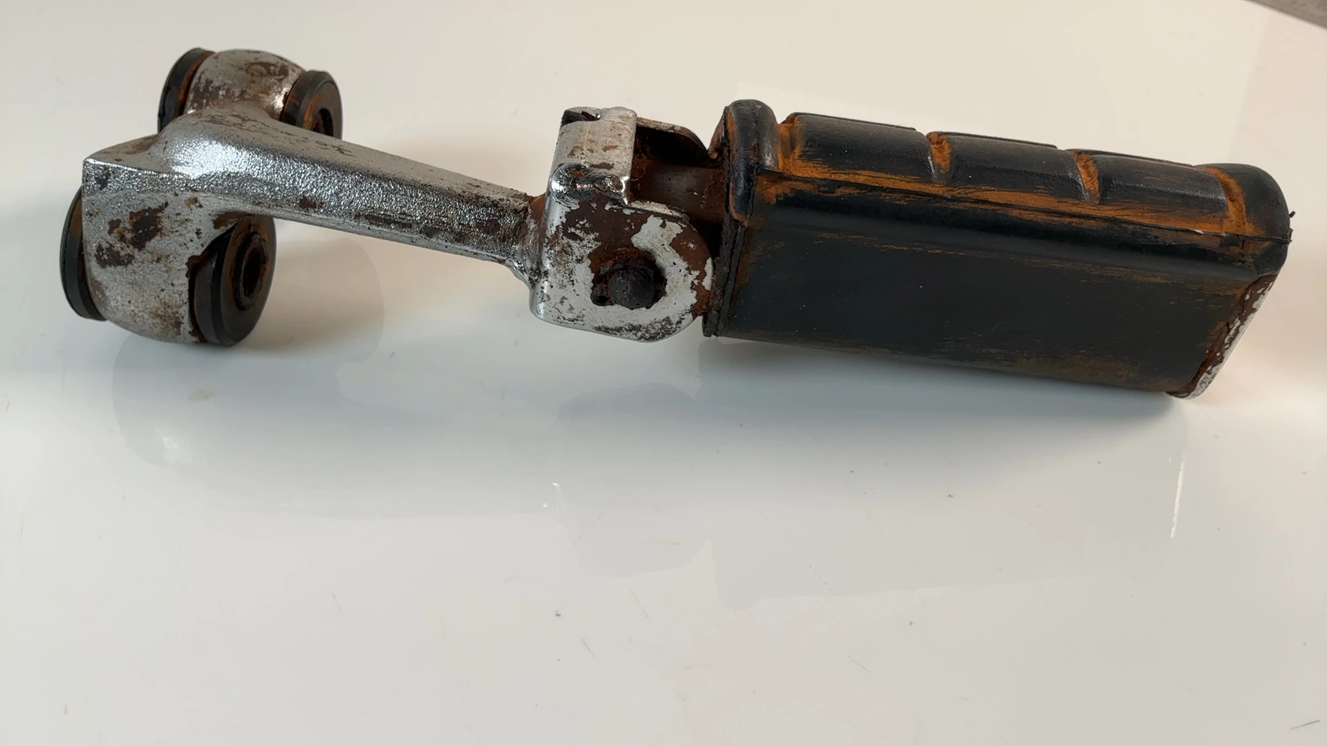 Yamaha Virago XV125 XV250 125cc Front Foot Peg Bracket 1988-2007 OEM 2UJ-27410-0 - Image 5