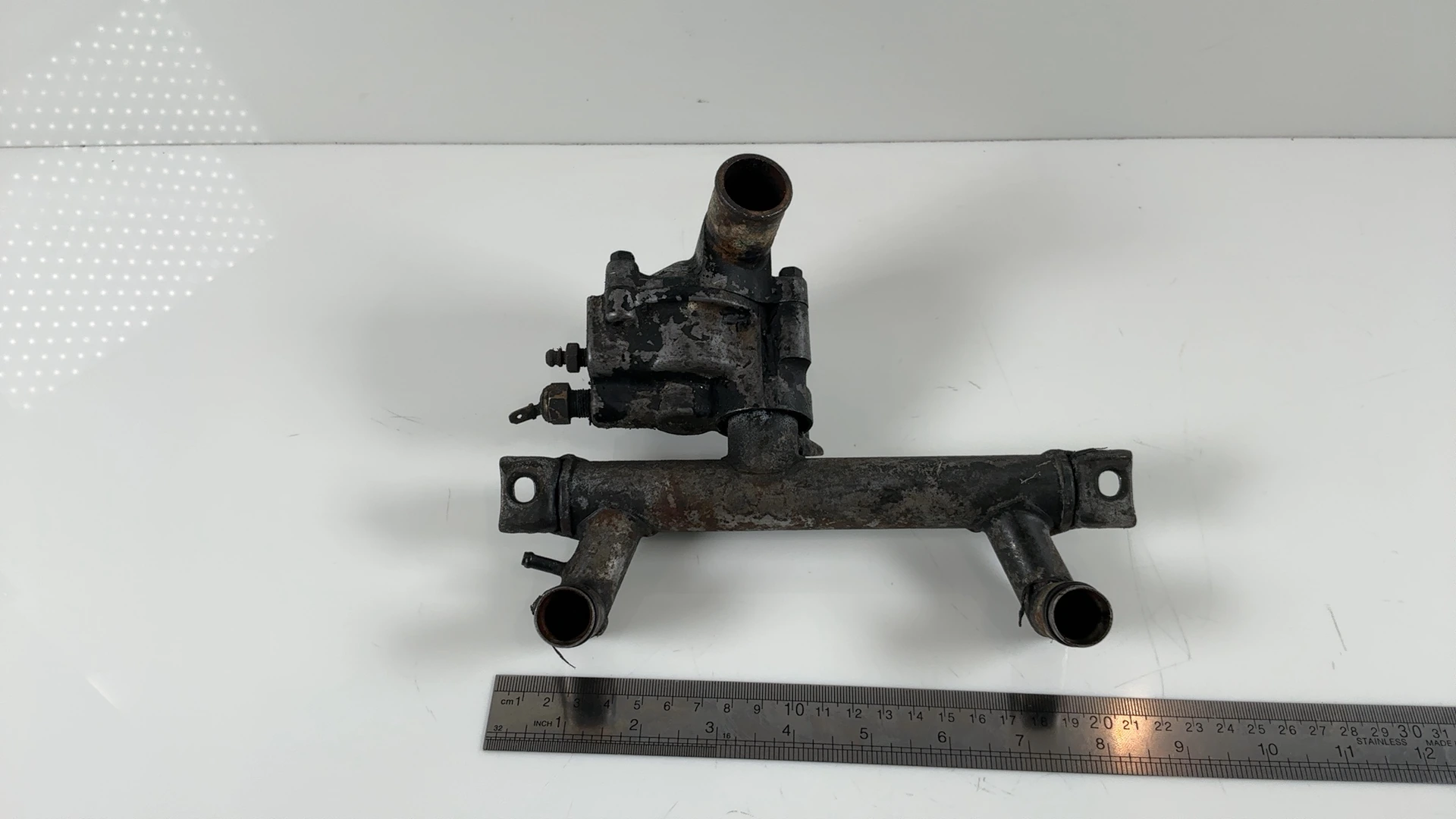 Kawasaki GPZ900R ZX900A 900 Thermostat Housing Pipe 1984-1991 OEM 11021-1054 - Image 1