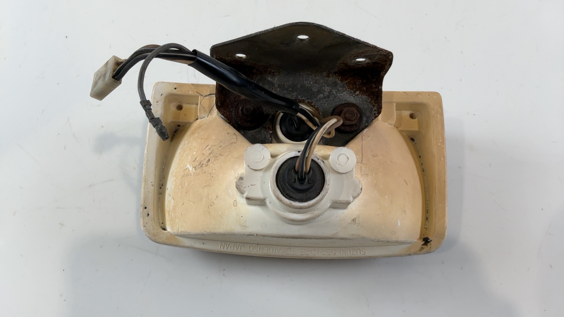 Suzuki GS 1000 GS1000 1000cc Taillight Brake Light 1978-1980 OEM 35710-49030 - Image 2