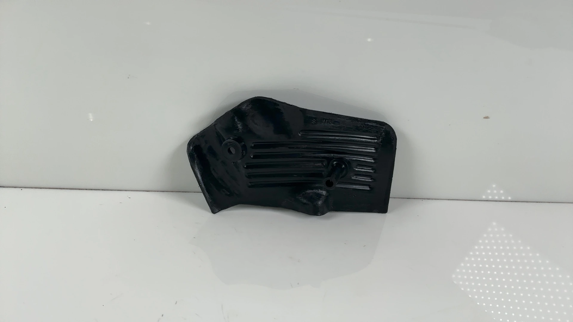 Suzuki GS850G GS850 850cc Left Frame Neck Side Cover 1979-1983 OEM 51886-45200 - Image 1