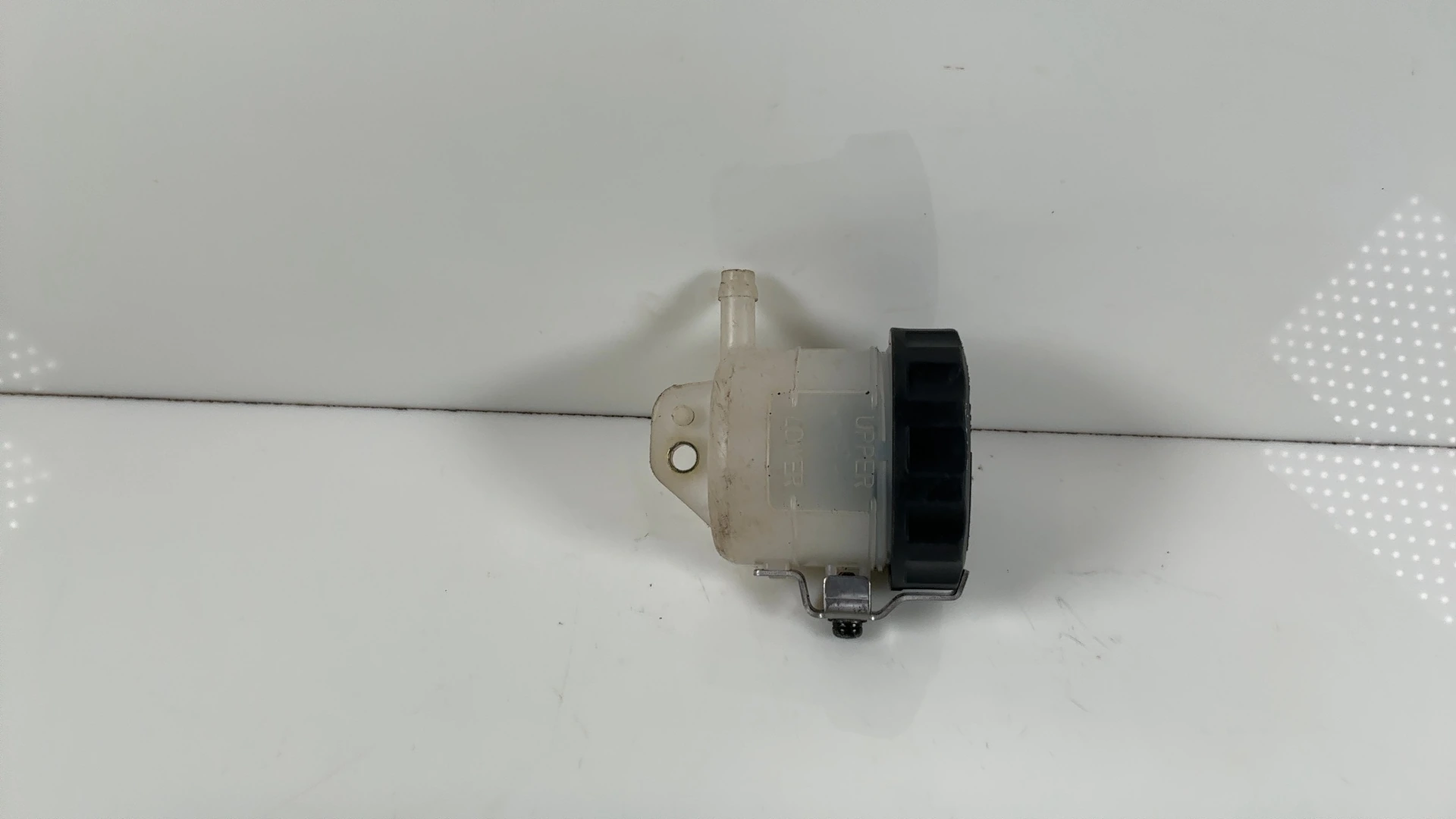 Suzuki GSXR 600 GSX-R600 600cc Rear Brake Fluid Reservoir 1997-2000 59740-07D00 - Image 2