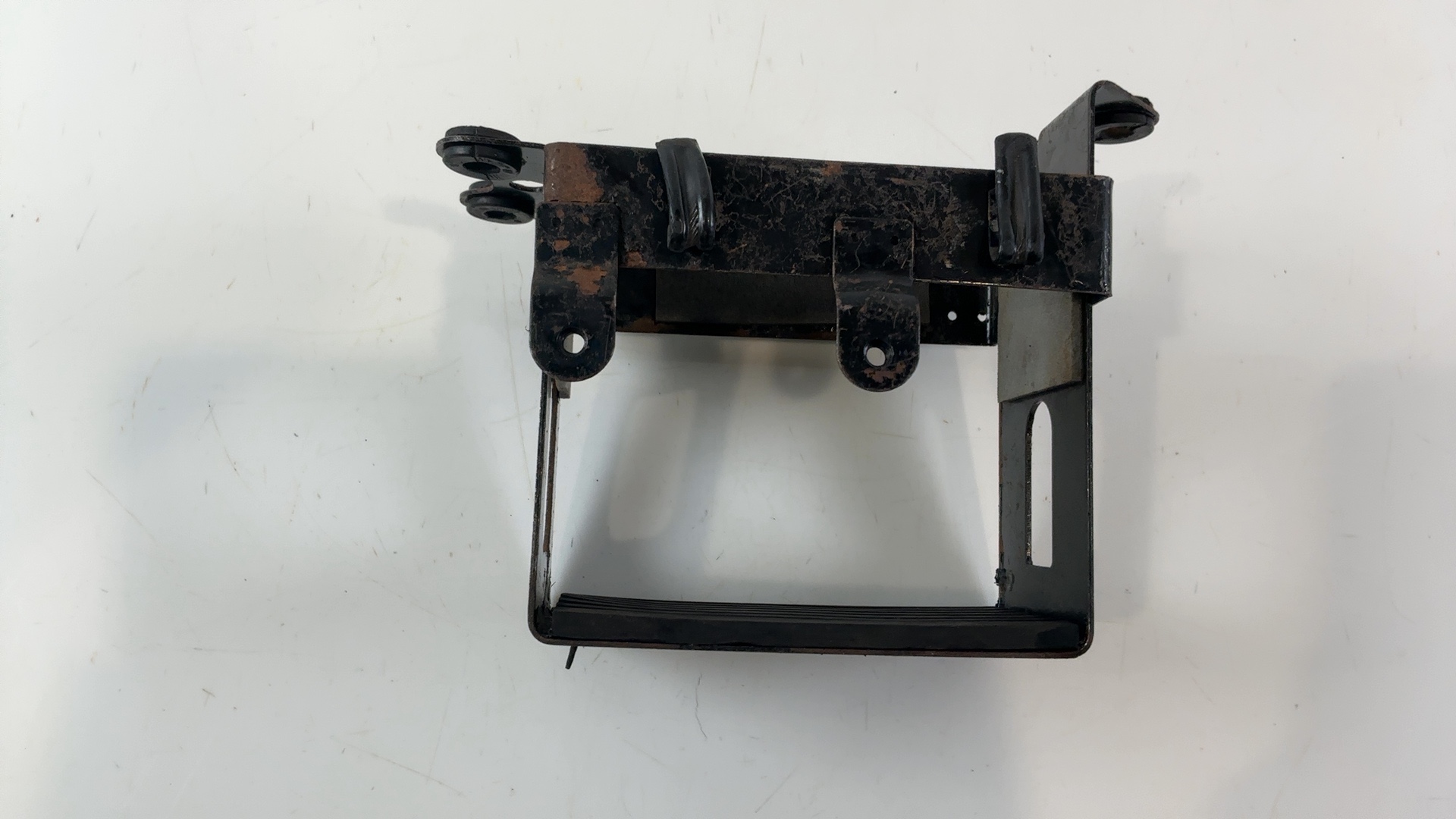 Suzuki GS750 GS750E 750 CC Battery Box Holder Tray 1976-1983 OEM 41500-45000 - Image 2