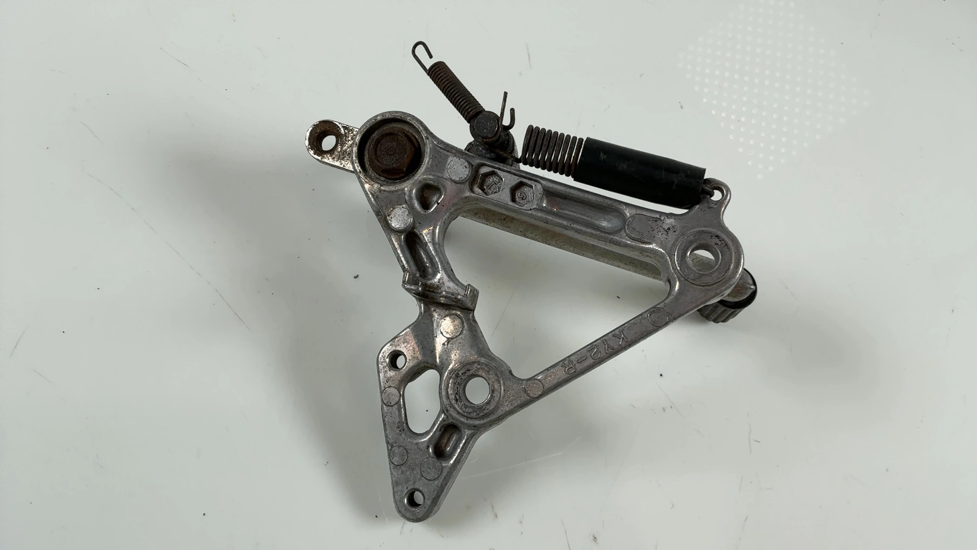 Honda CBR400RR NC23 400cc Front Right Footrest Bracket 1988-89 OEM 50611-KY2-700 - Image 2
