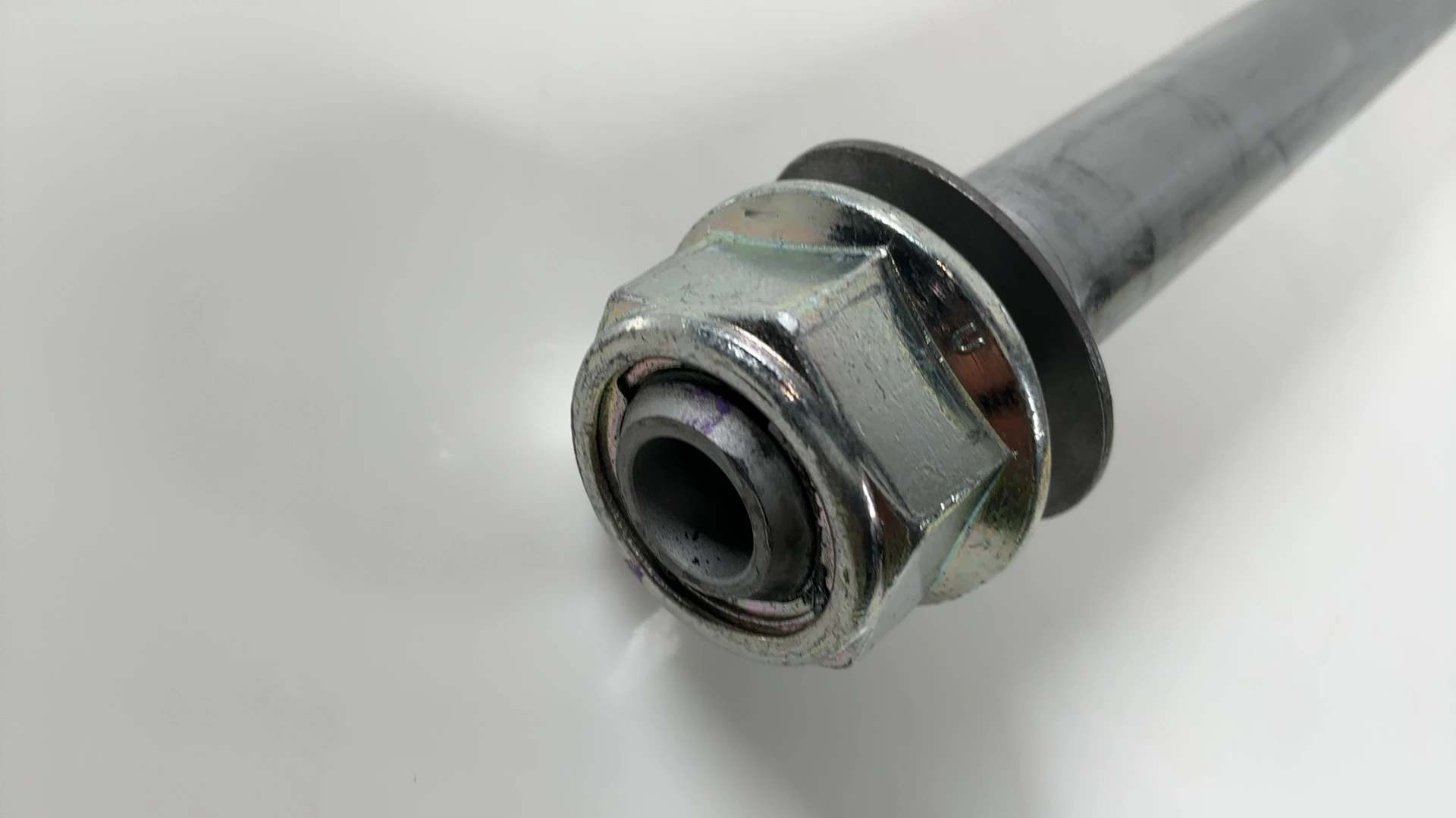 Aprilia RS660 Tuono 660 660cc Front Wheel Axle Spindle Bolt 2020-26 OEM 2B006202 - Image 4