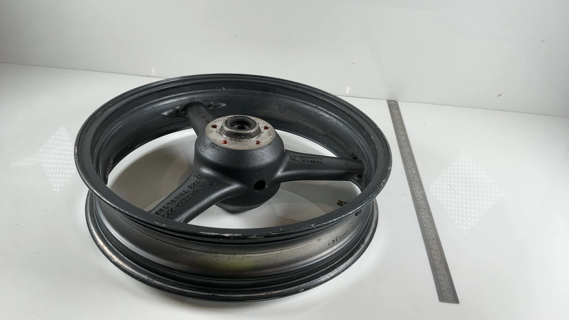 Kawasaki Ninja ZX6R ZX600 600cc Front Wheel Rim 1998-2002 OEM 41073-1633 - Image 3