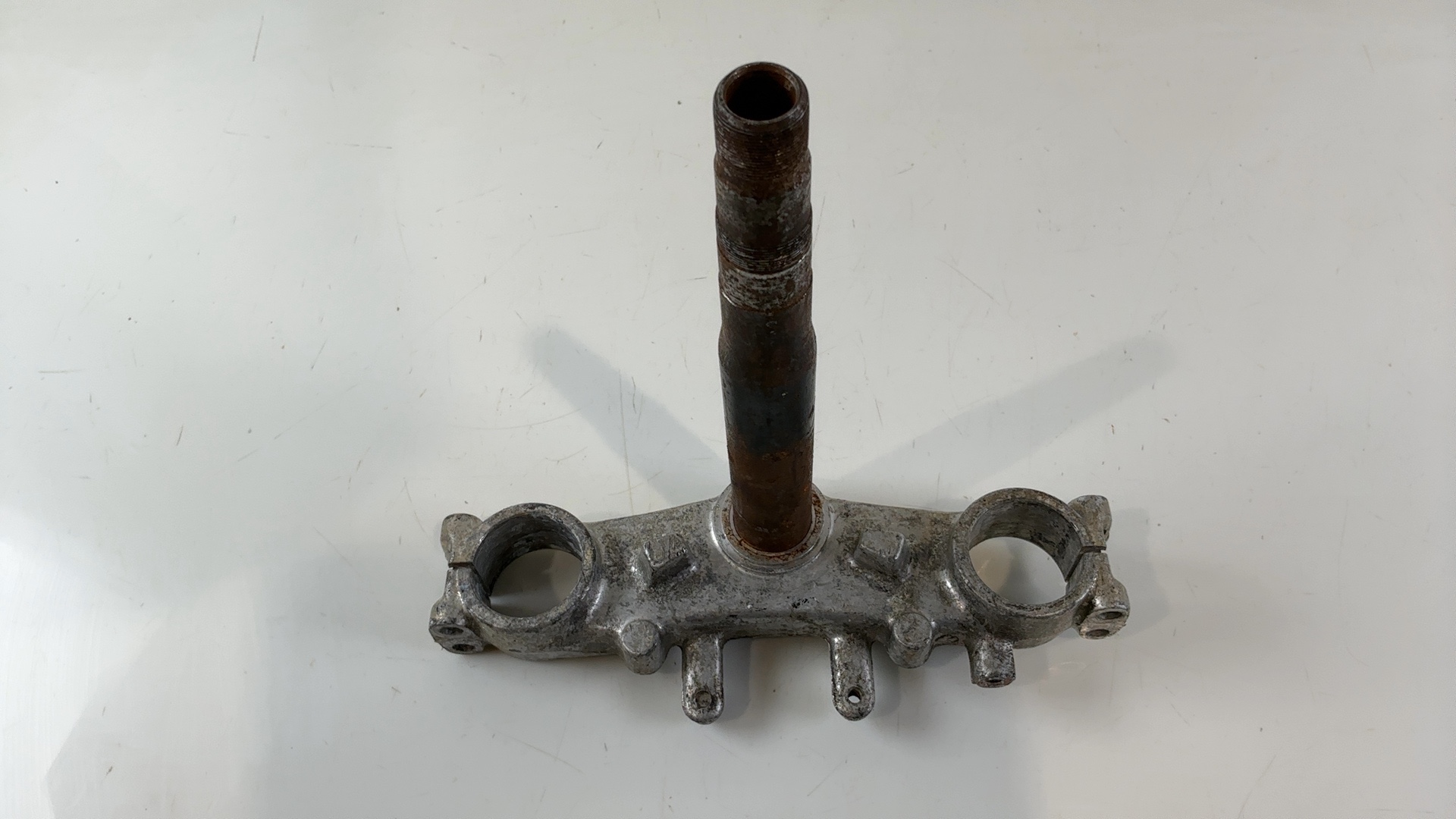 Yamaha DT125R 3BN 125cc Lower Fork Triple Tree Clamp 1988-2007 3BN-23340-00-00