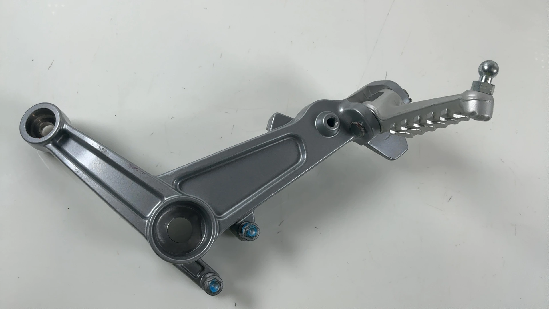 Aprilia RS660 Tuono 660 660cc Front Right Footrest Bracket 2021-26 OEM 2B005203
