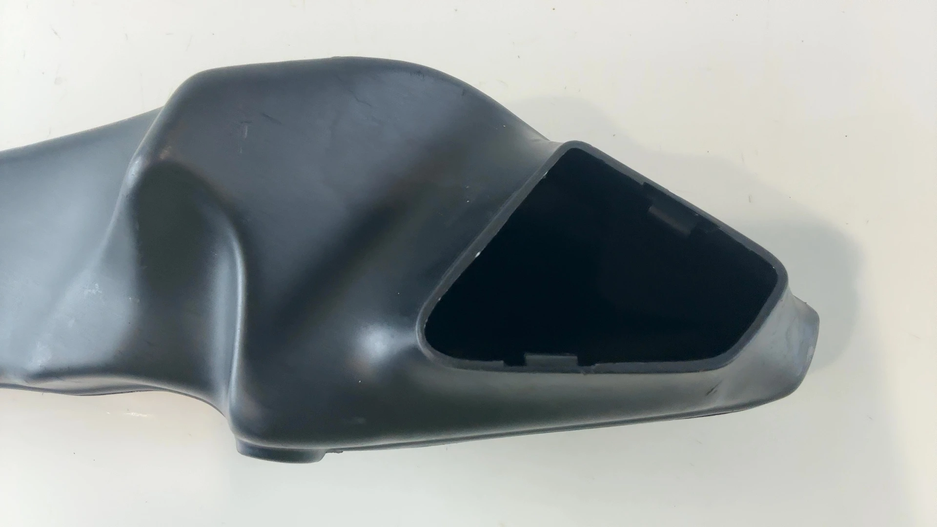 Ducati 916 748 996 998 Superbike Intake Air Duct Right 1994-2004 OEM 44210151A - Image 4