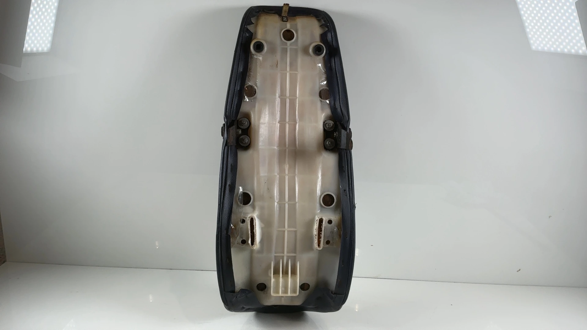 Honda NSR 125 F JC20 125cc Motorcycle Seat Saddle 1988-1994 OEM 77200-KY4-900ZC - Image 2