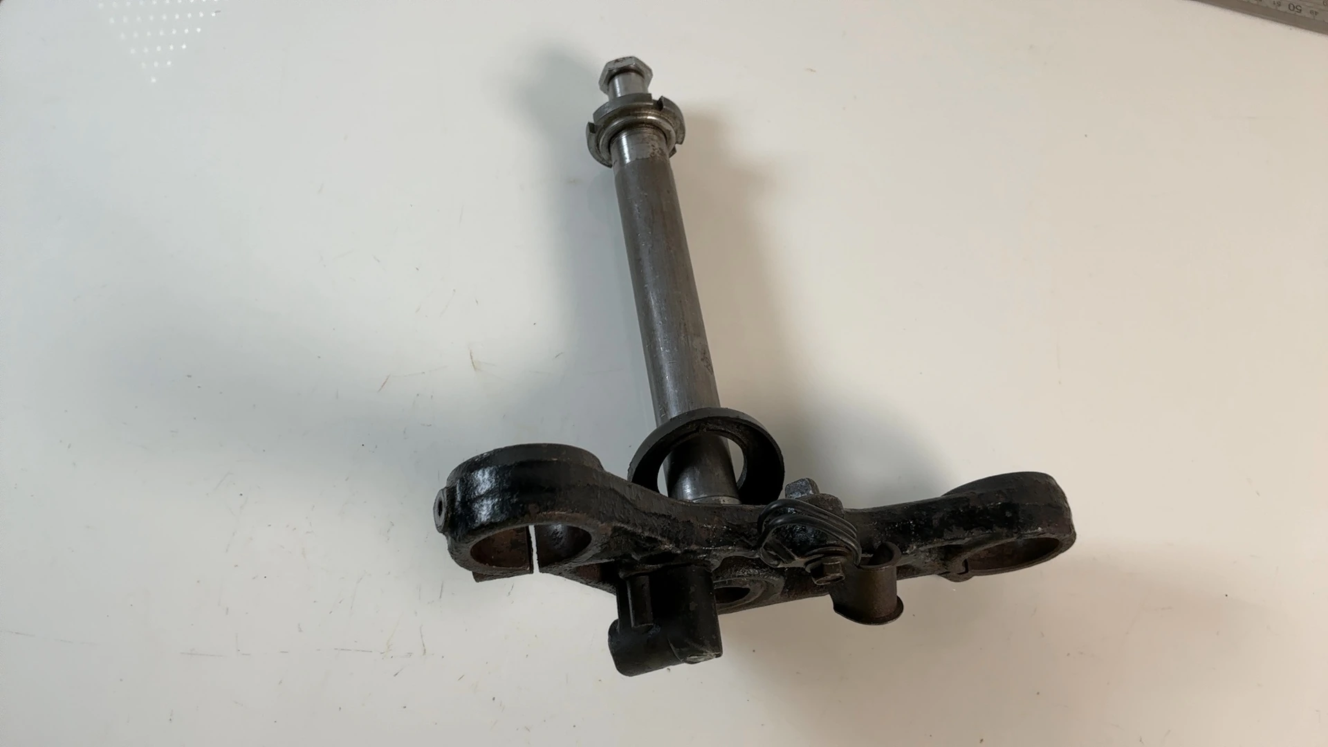 Suzuki GS550E GS550 550cc Lower Triple Tree Clamp 1977-1979 OEM 51410-45X01 - Image 2