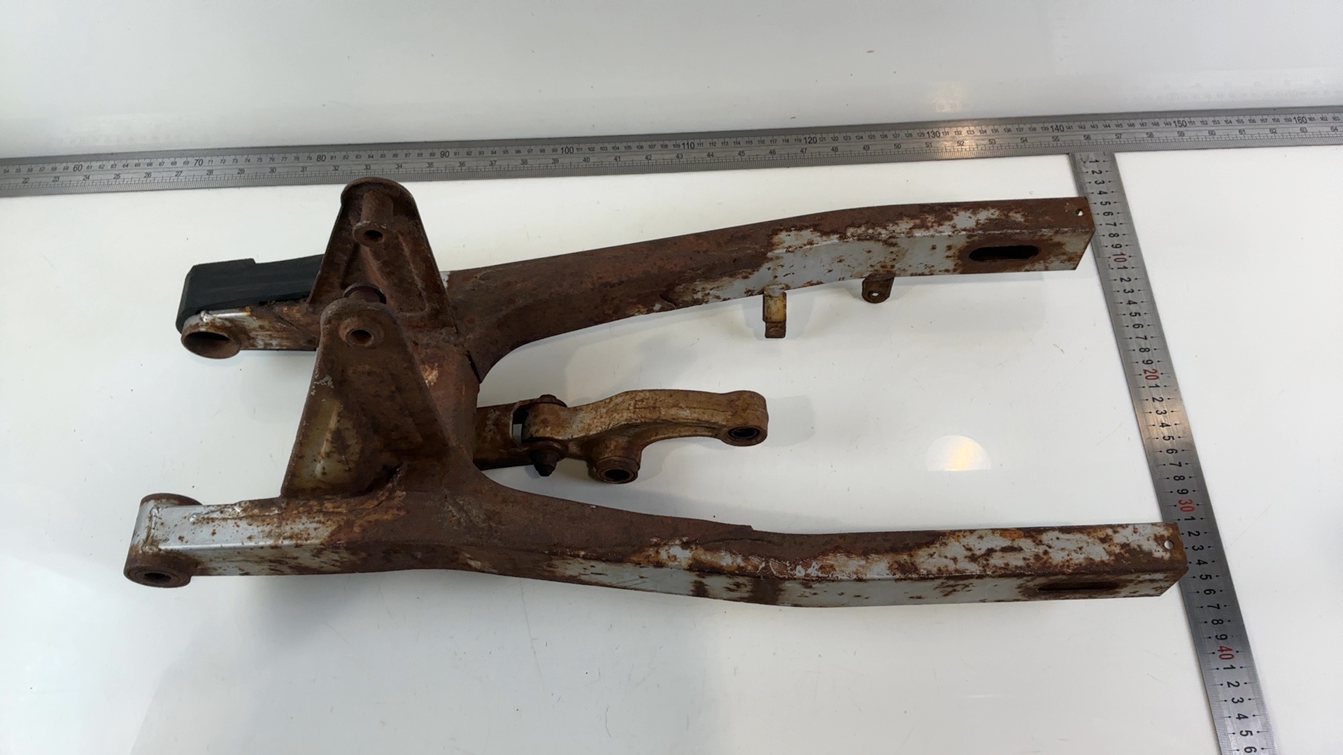 Suzuki GS550 GS550L 550 CC Rear Swingarm Swing Arm 1983 OEM 61000-43500-291 - Image 2