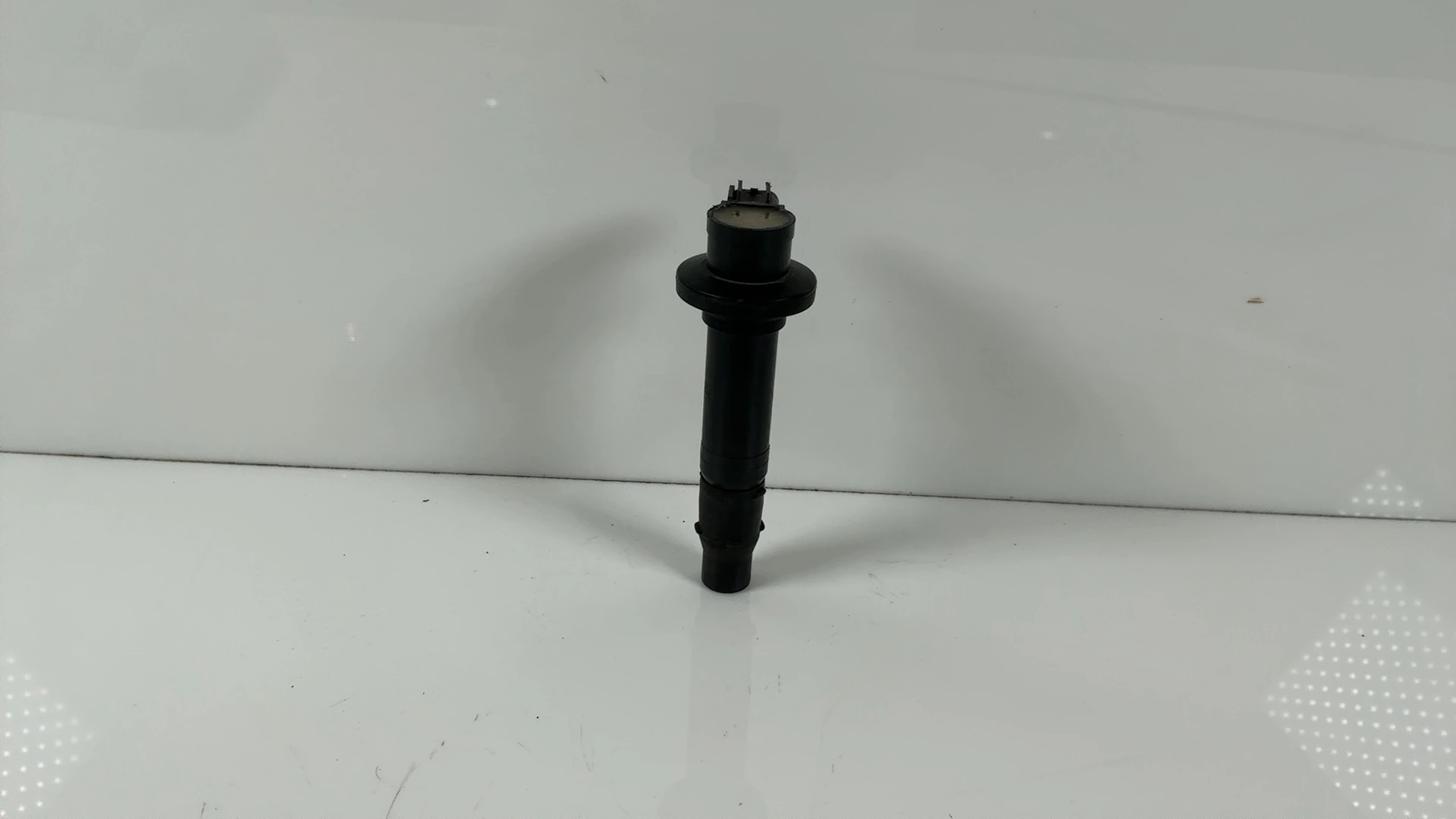 Yamaha YZF R6 600 Ignition Coil 1999-2002 OEM 5EB-82310-00-00 - Image 1